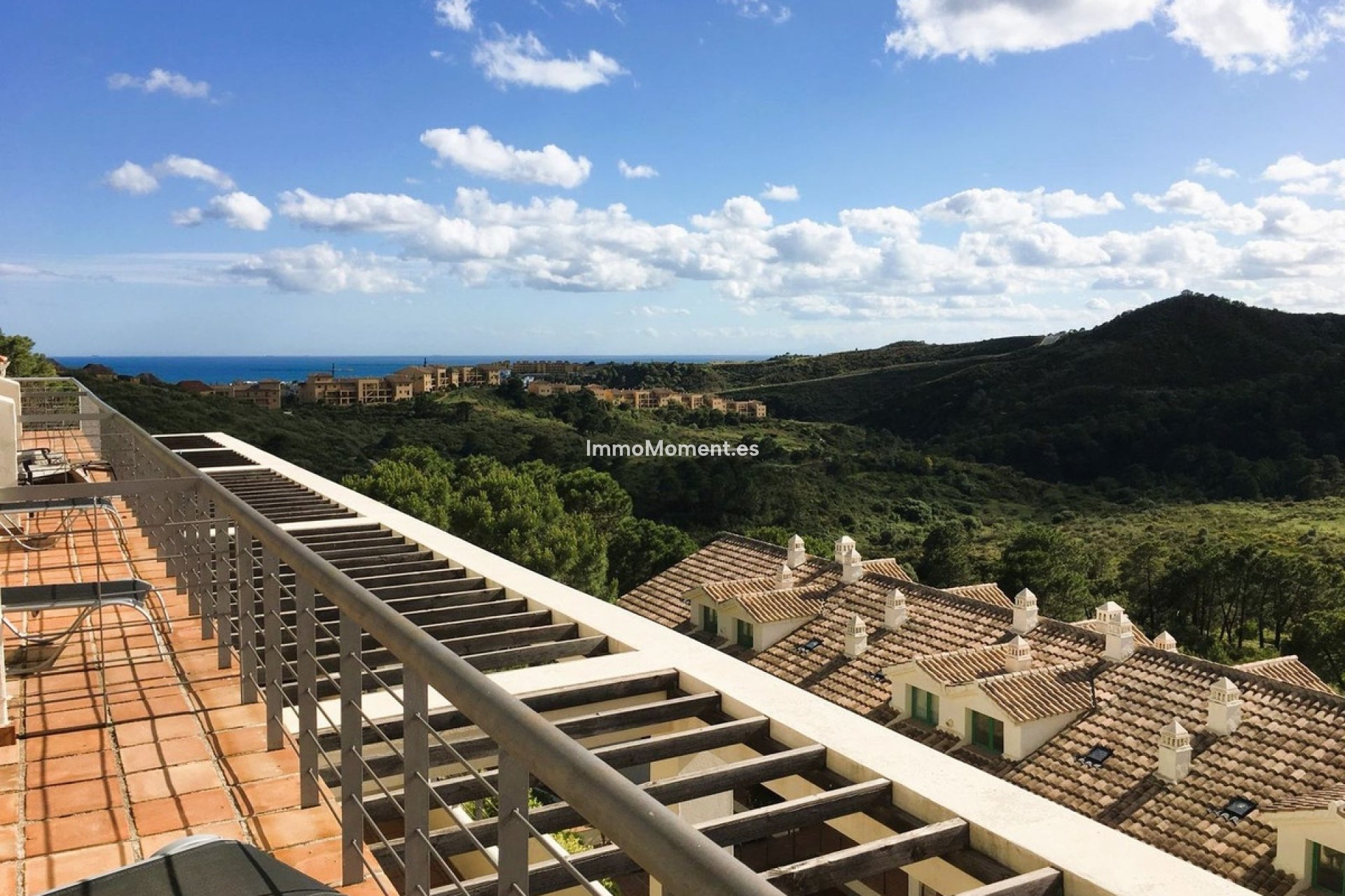 Resale - Apartment - Estepona - Selwo