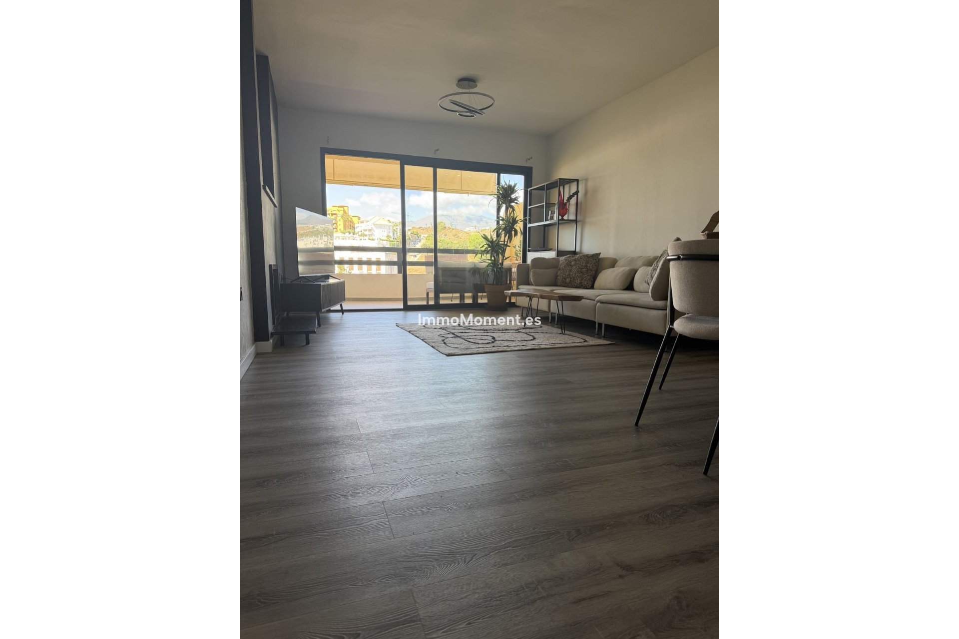 Resale - Apartment - Estepona - Selwo