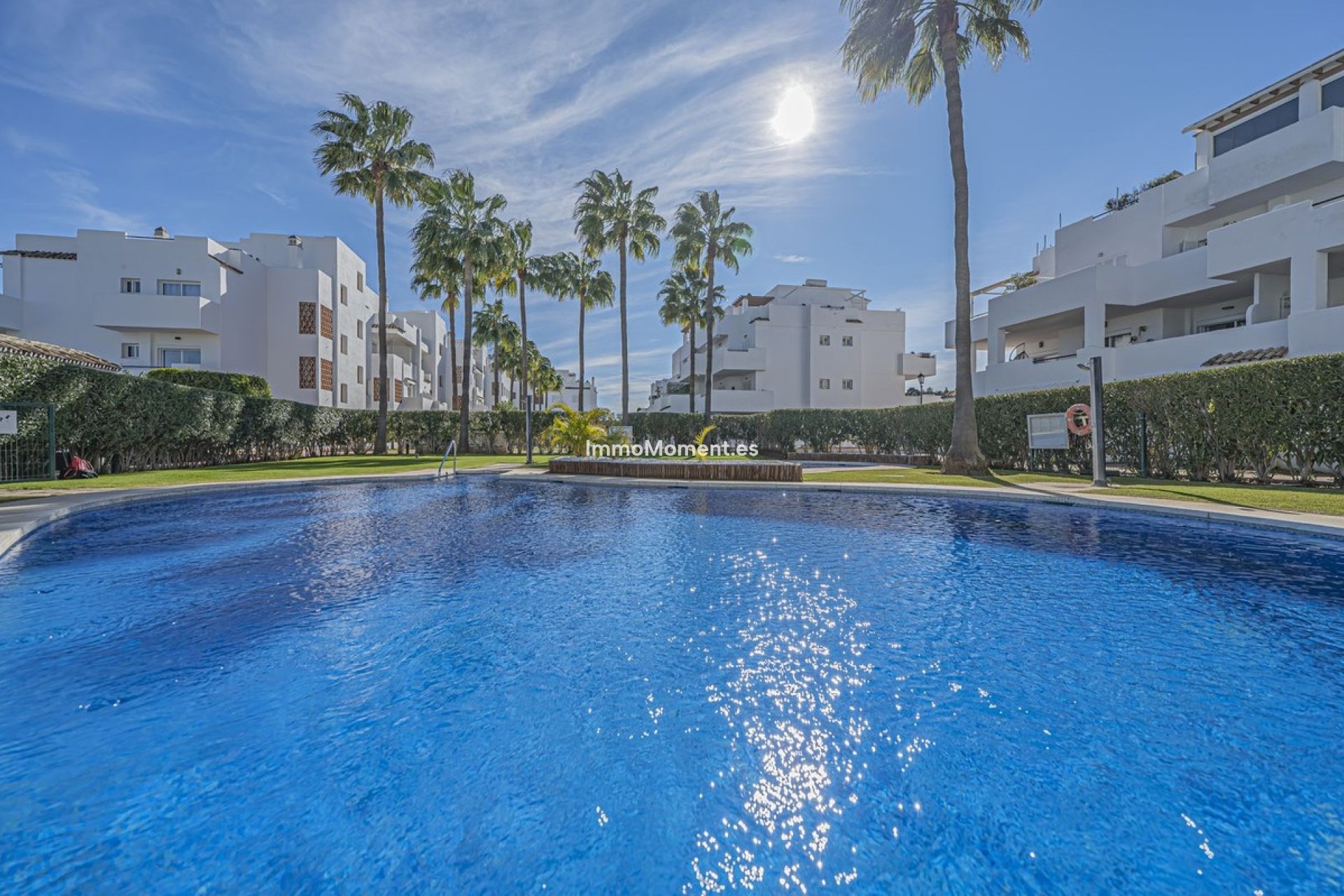 Resale - Apartment - Estepona - Selwo