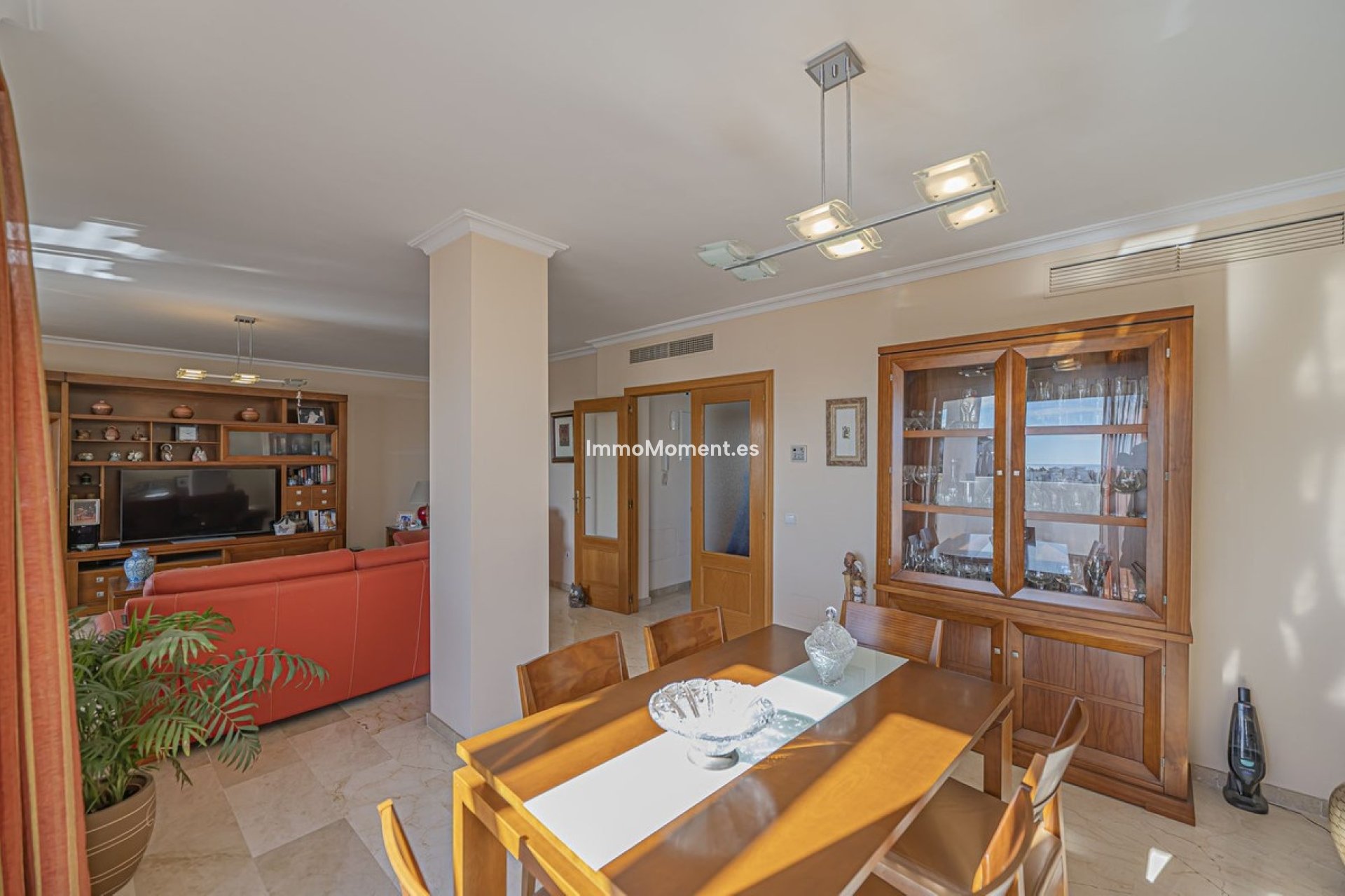 Resale - Apartment - Estepona - Selwo