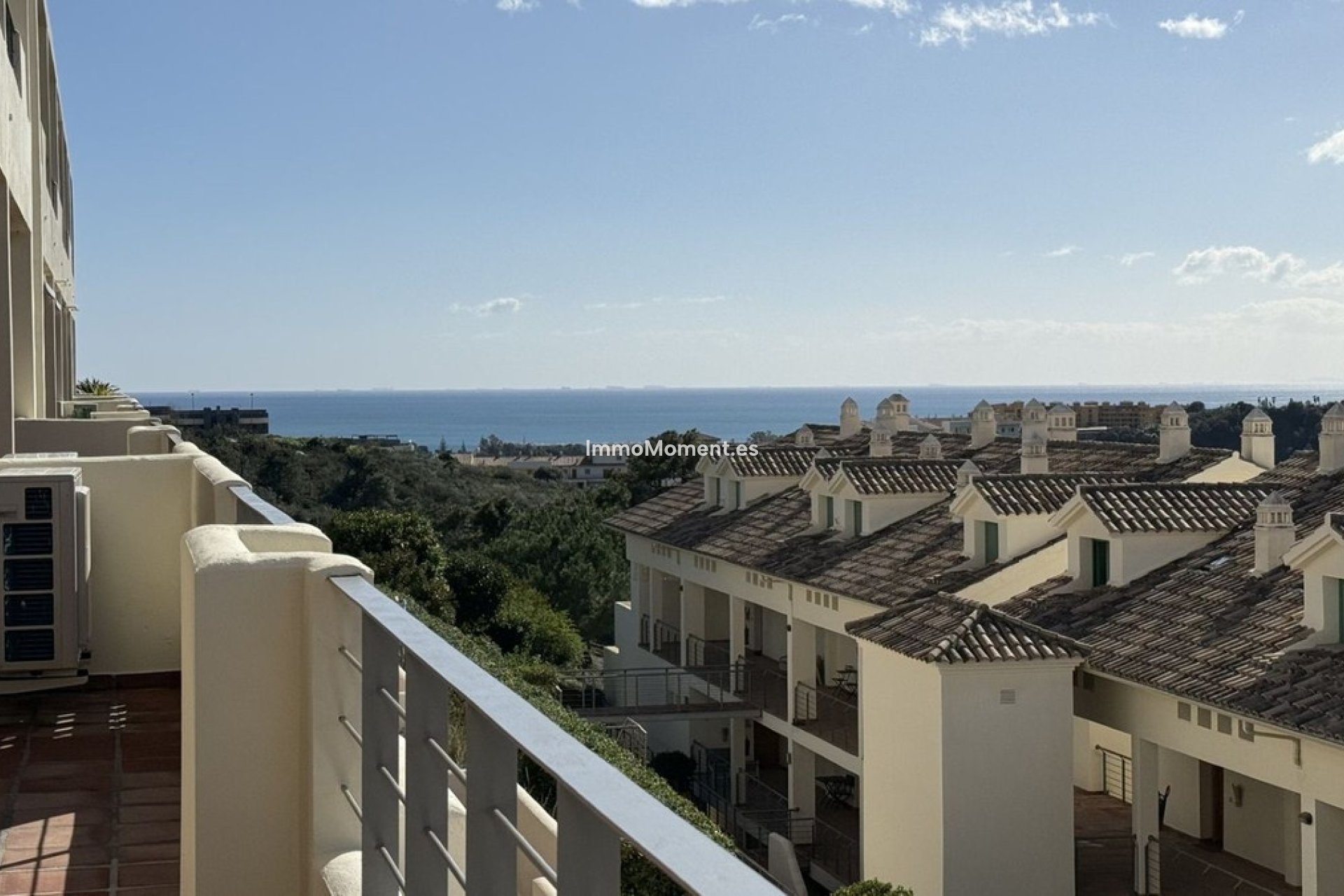 Resale - Apartment - Estepona - Selwo