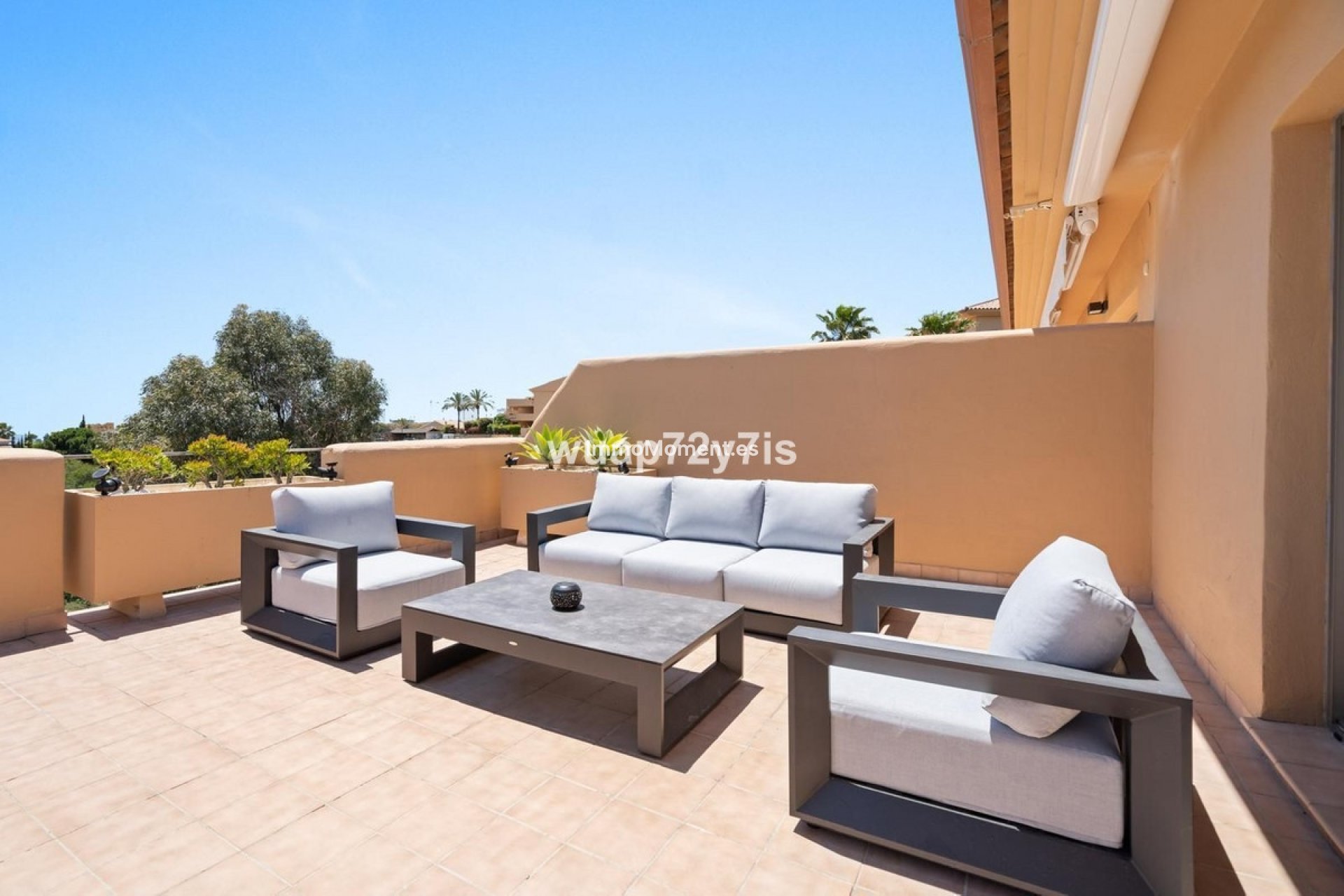Resale - Apartment - Estepona - Selwo