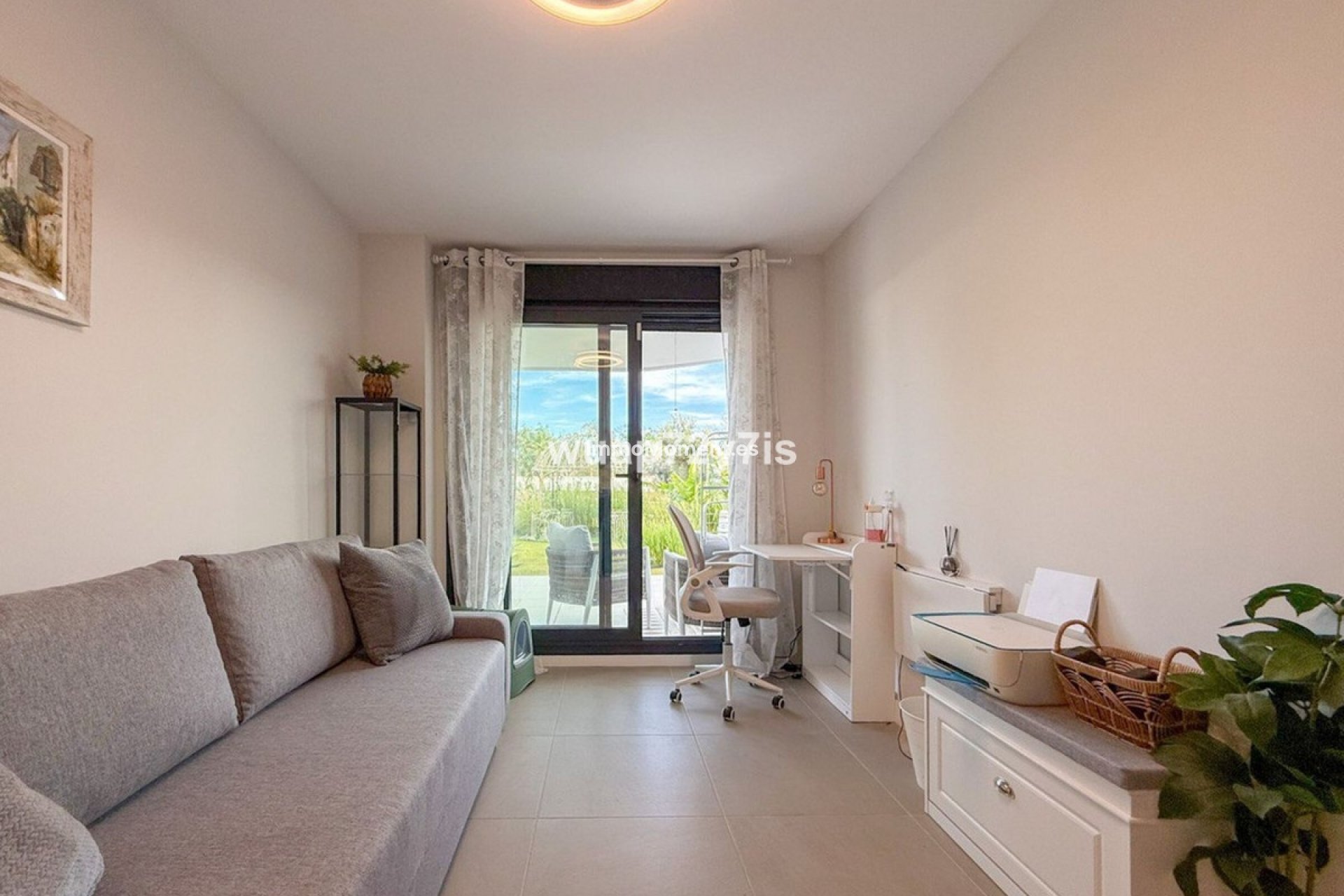 Resale - Apartment - Estepona - Selwo