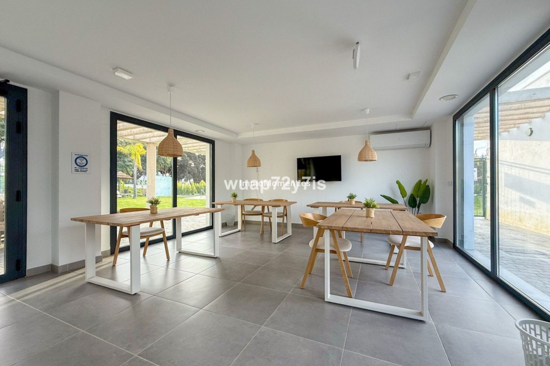 Resale - Apartment - Estepona - Selwo