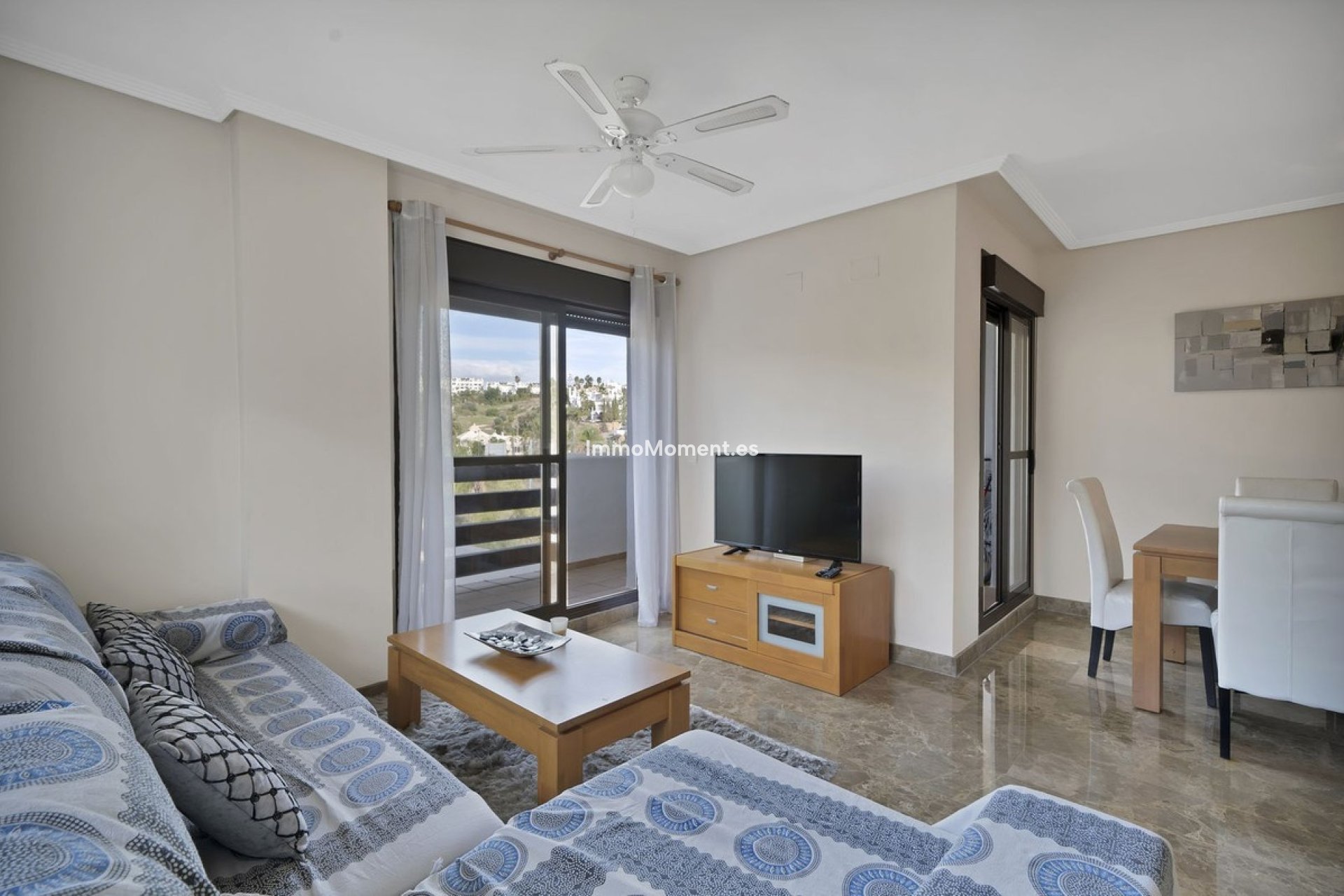 Resale - Apartment - Estepona - Selwo