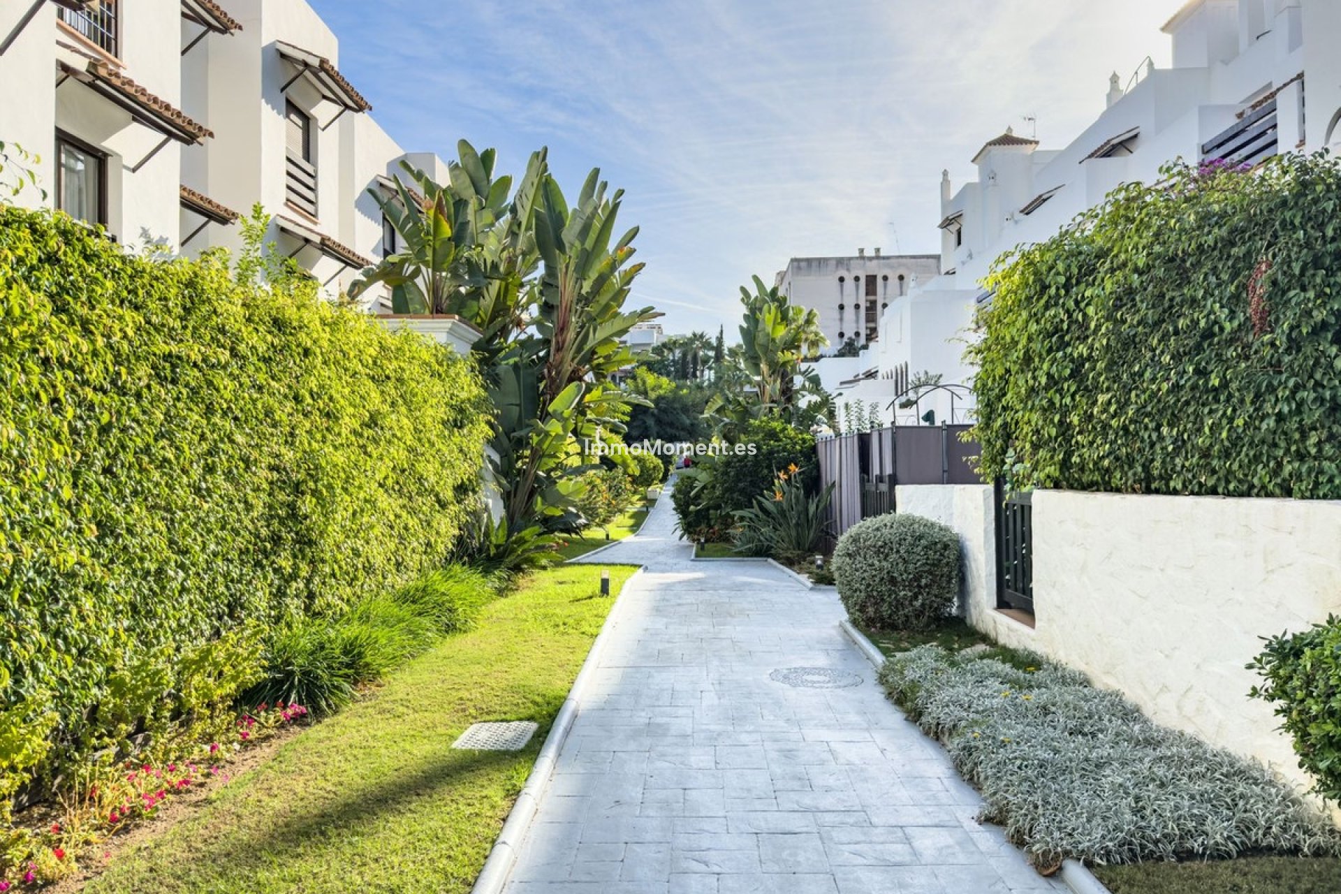 Resale - Apartment - Estepona - Selwo