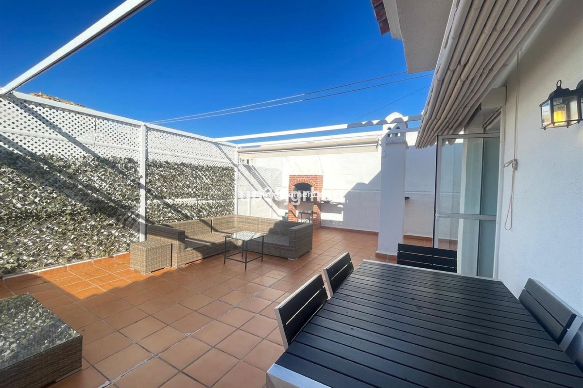 Resale - Apartment - Estepona - Selwo