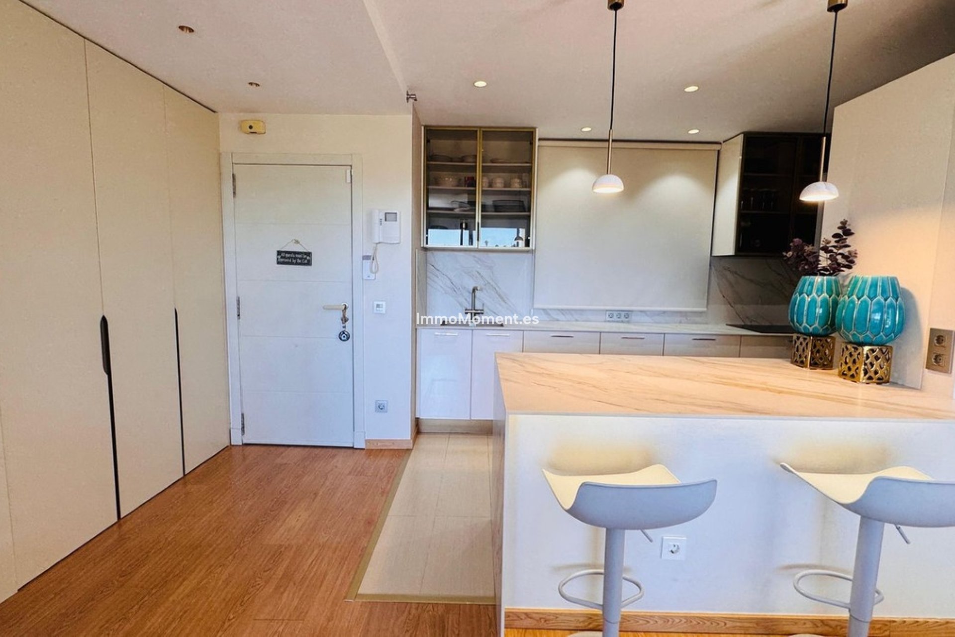Resale - Apartment - Estepona - Selwo