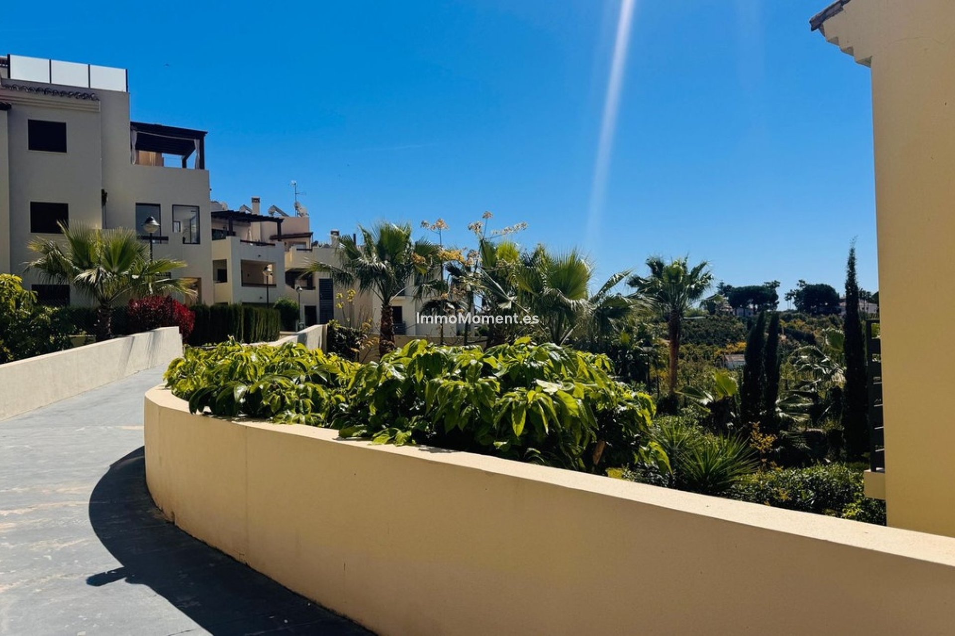 Resale - Apartment - Estepona - Selwo