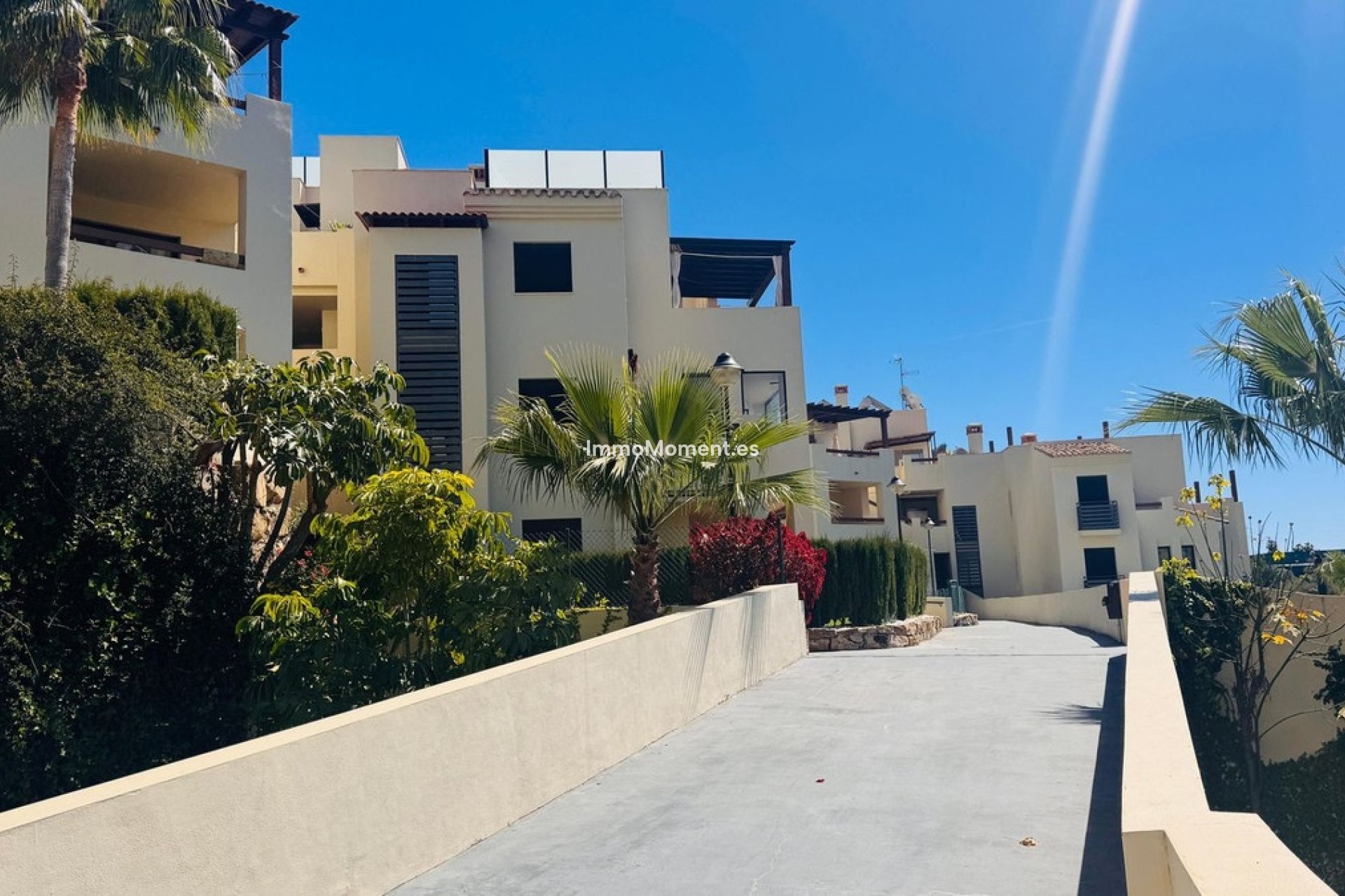 Resale - Apartment - Estepona - Selwo
