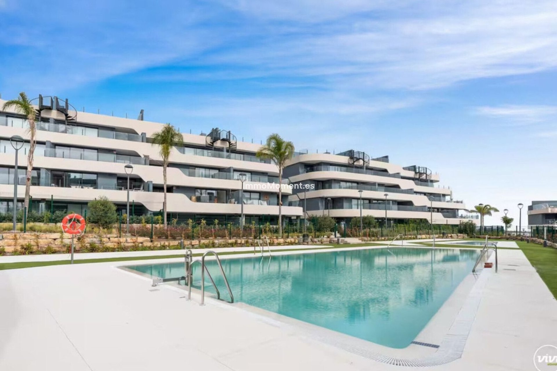 Resale - Apartment - Estepona - Selwo