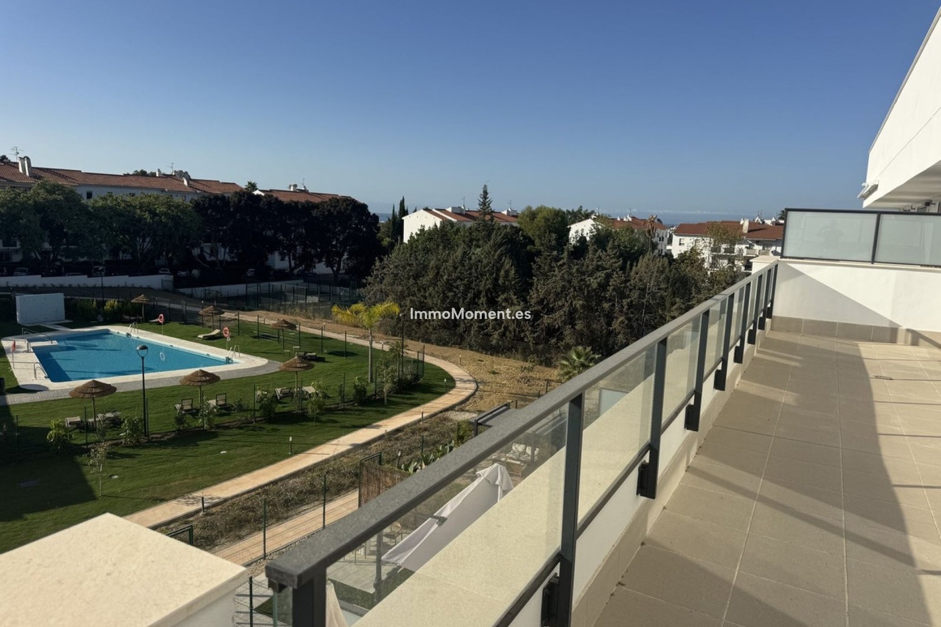 Resale - Apartment - Estepona - Selwo