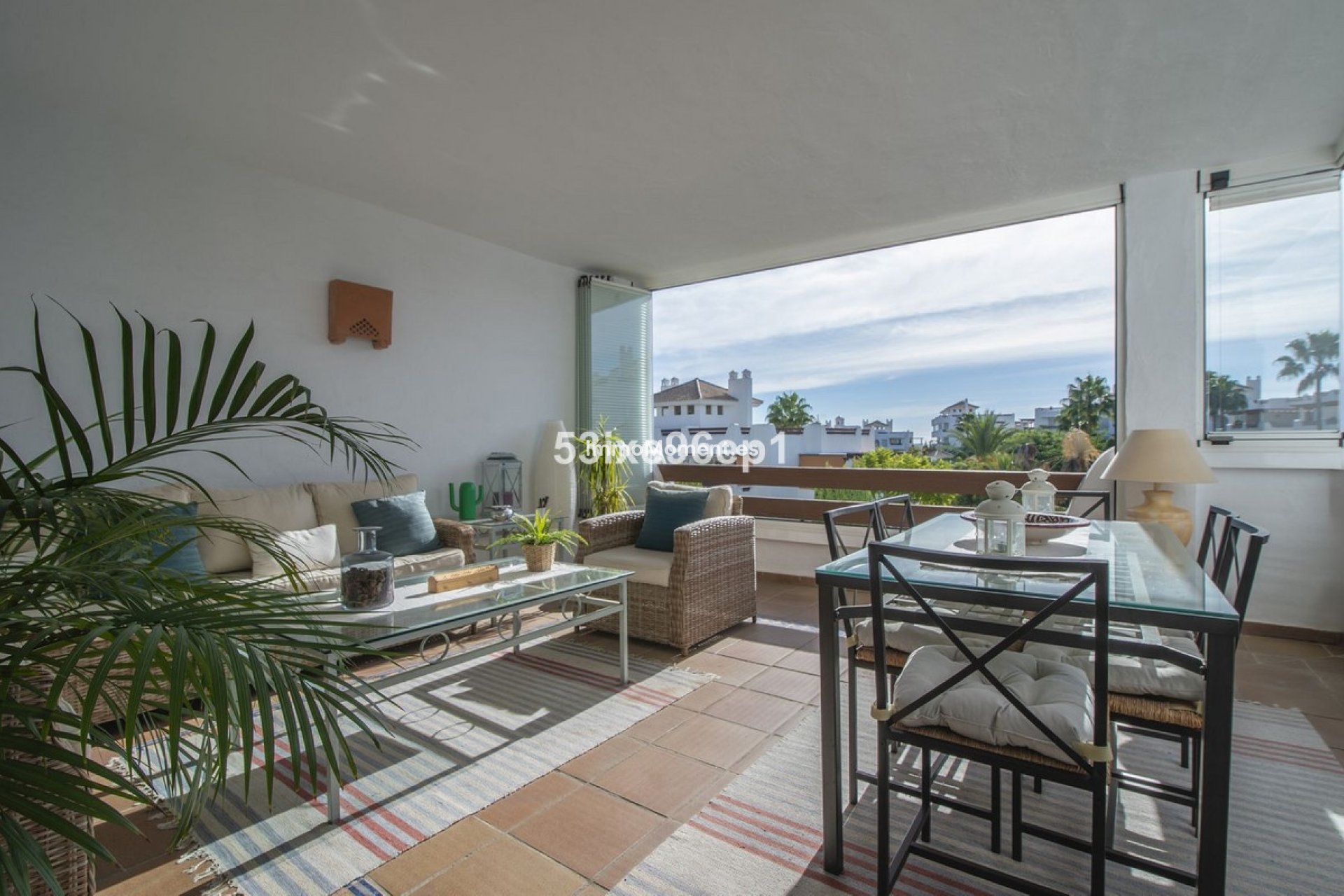 Resale - Apartment - Estepona - Selwo