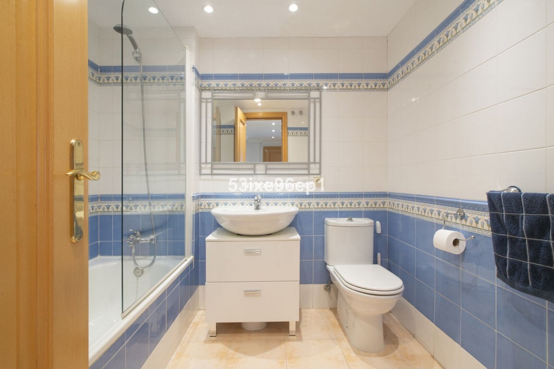 Resale - Apartment - Estepona - Selwo