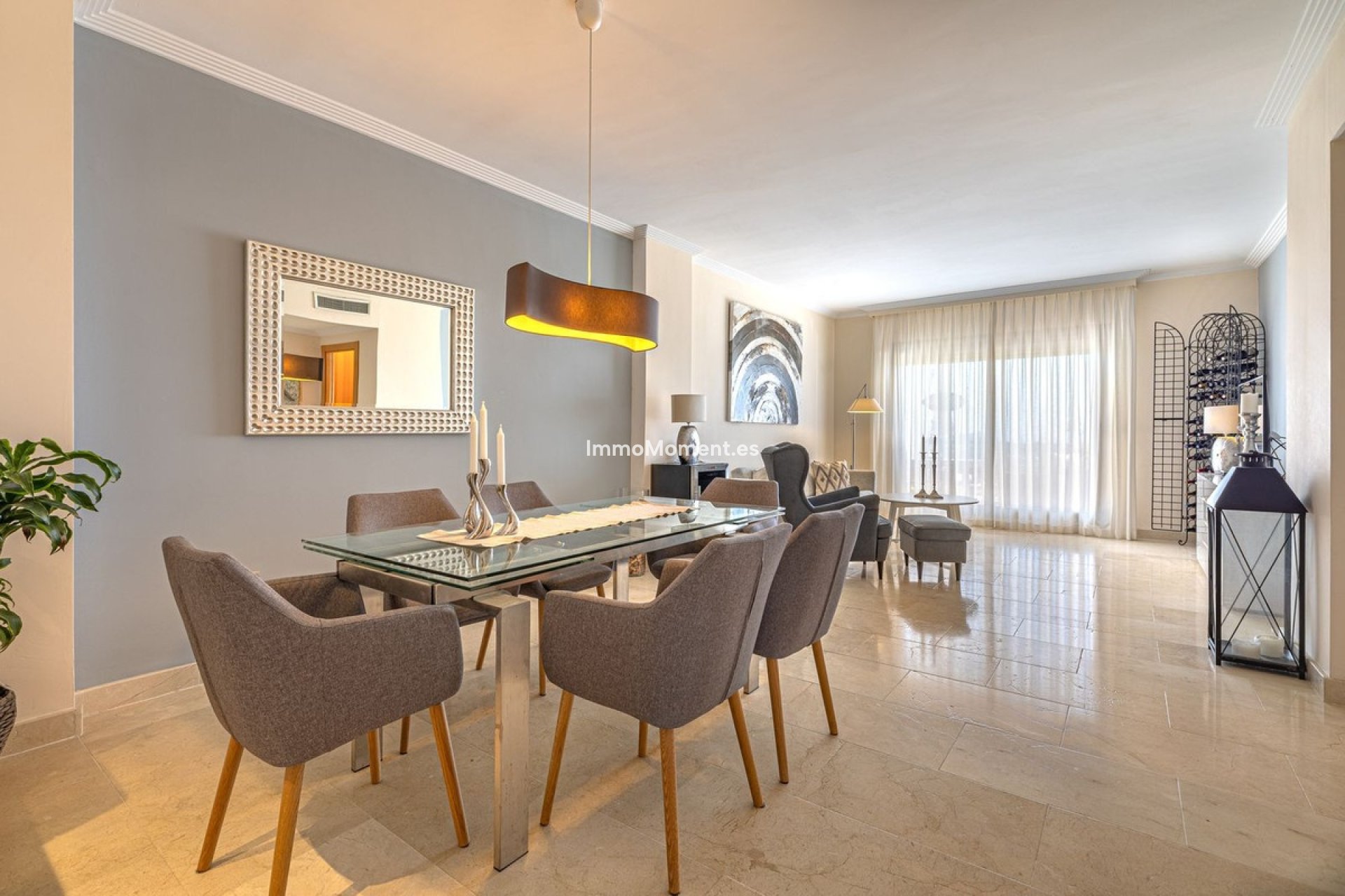 Resale - Apartment - Estepona - Selwo