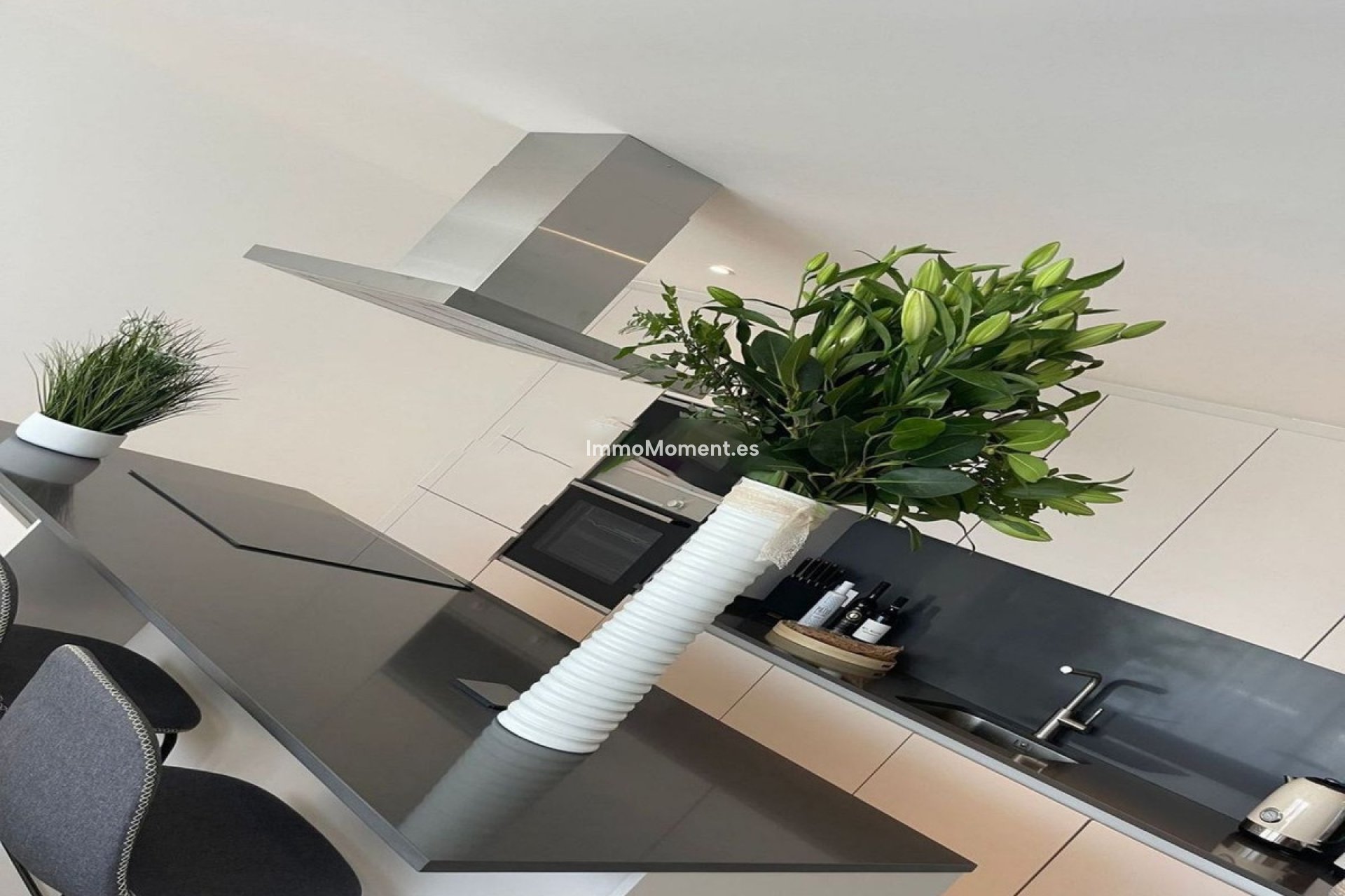 Resale - Apartment - Estepona - Selwo