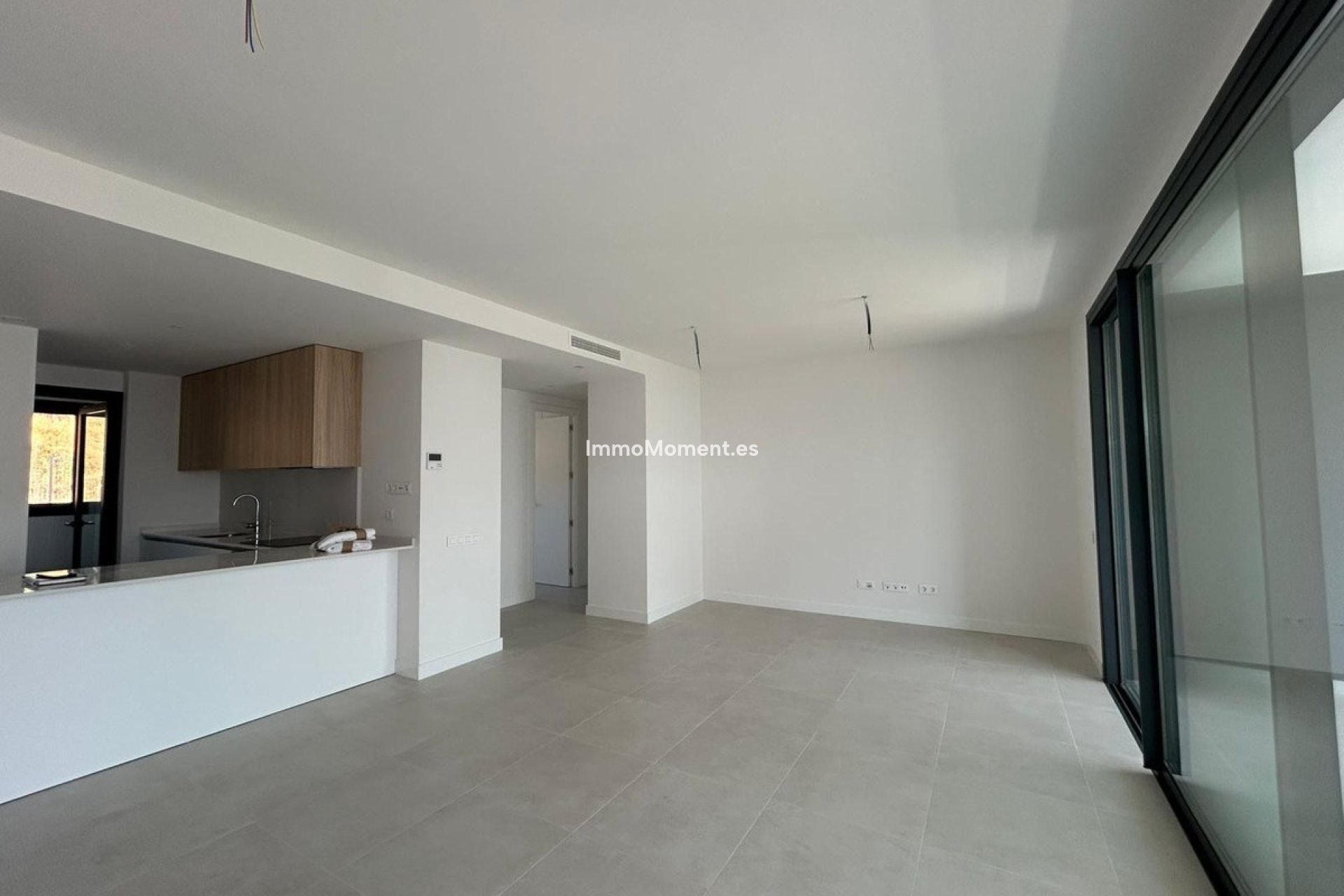 Resale - Apartment - Estepona - Selwo