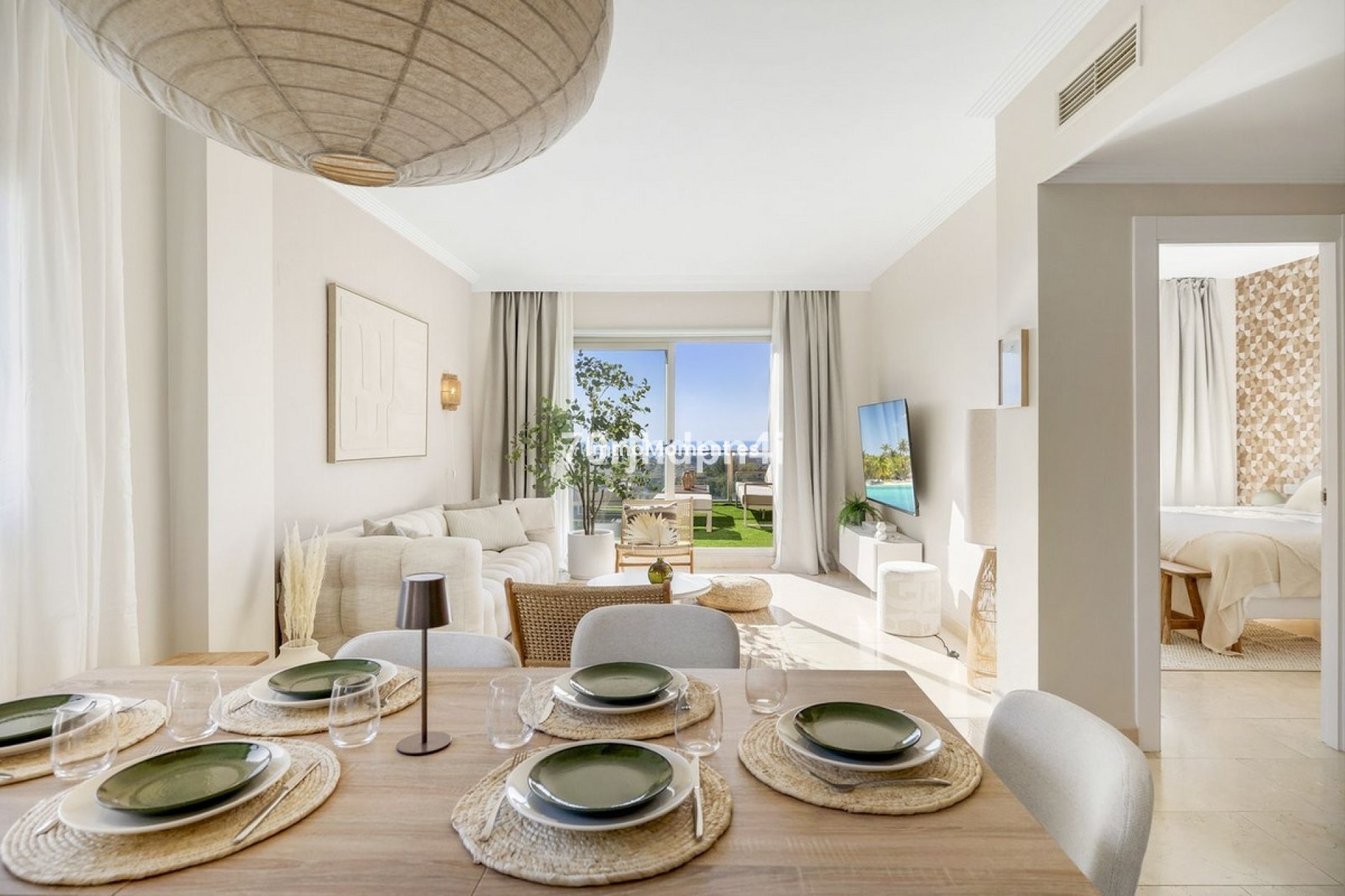 Resale - Apartment - Estepona - Selwo