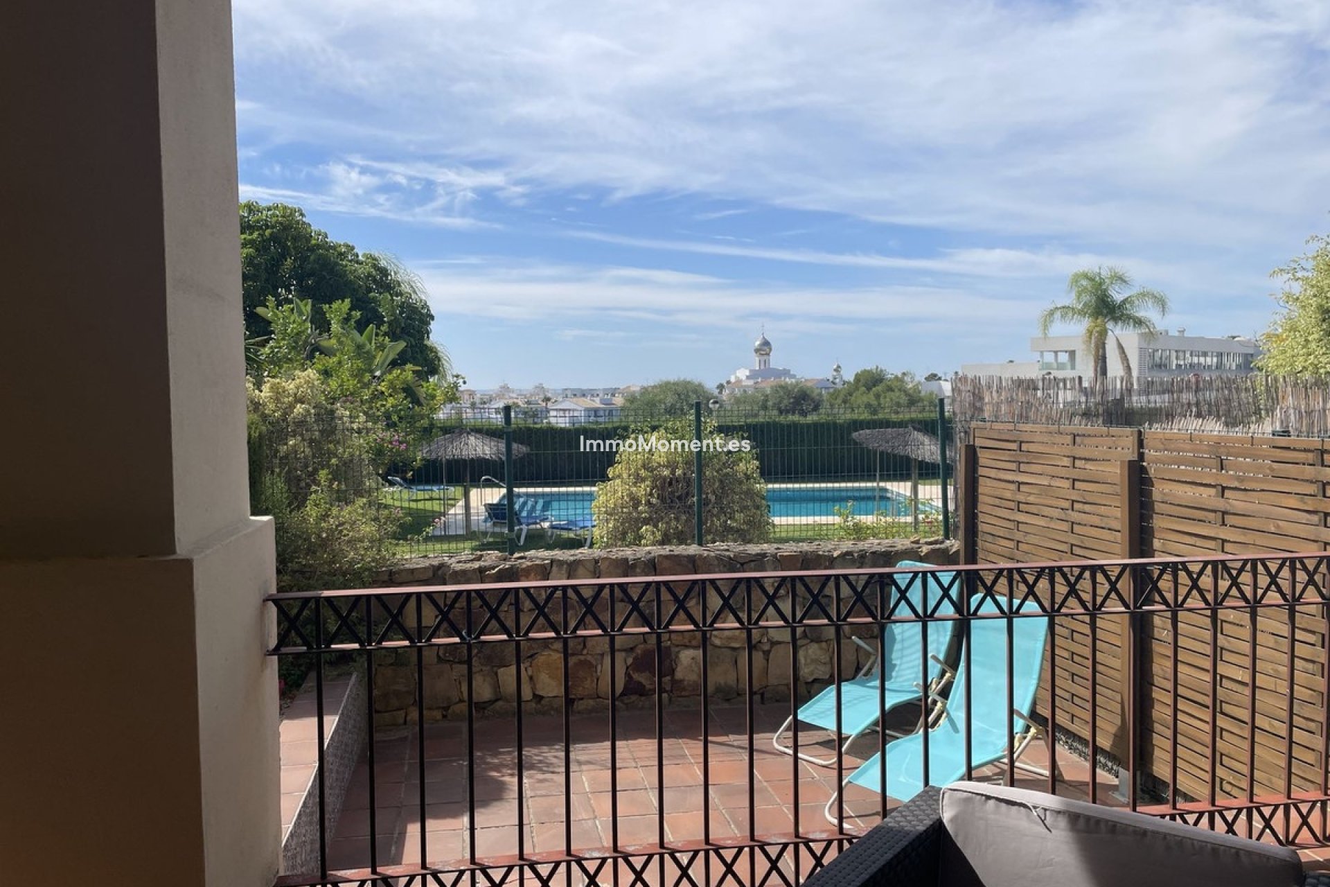 Resale - Apartment - Estepona - Selwo