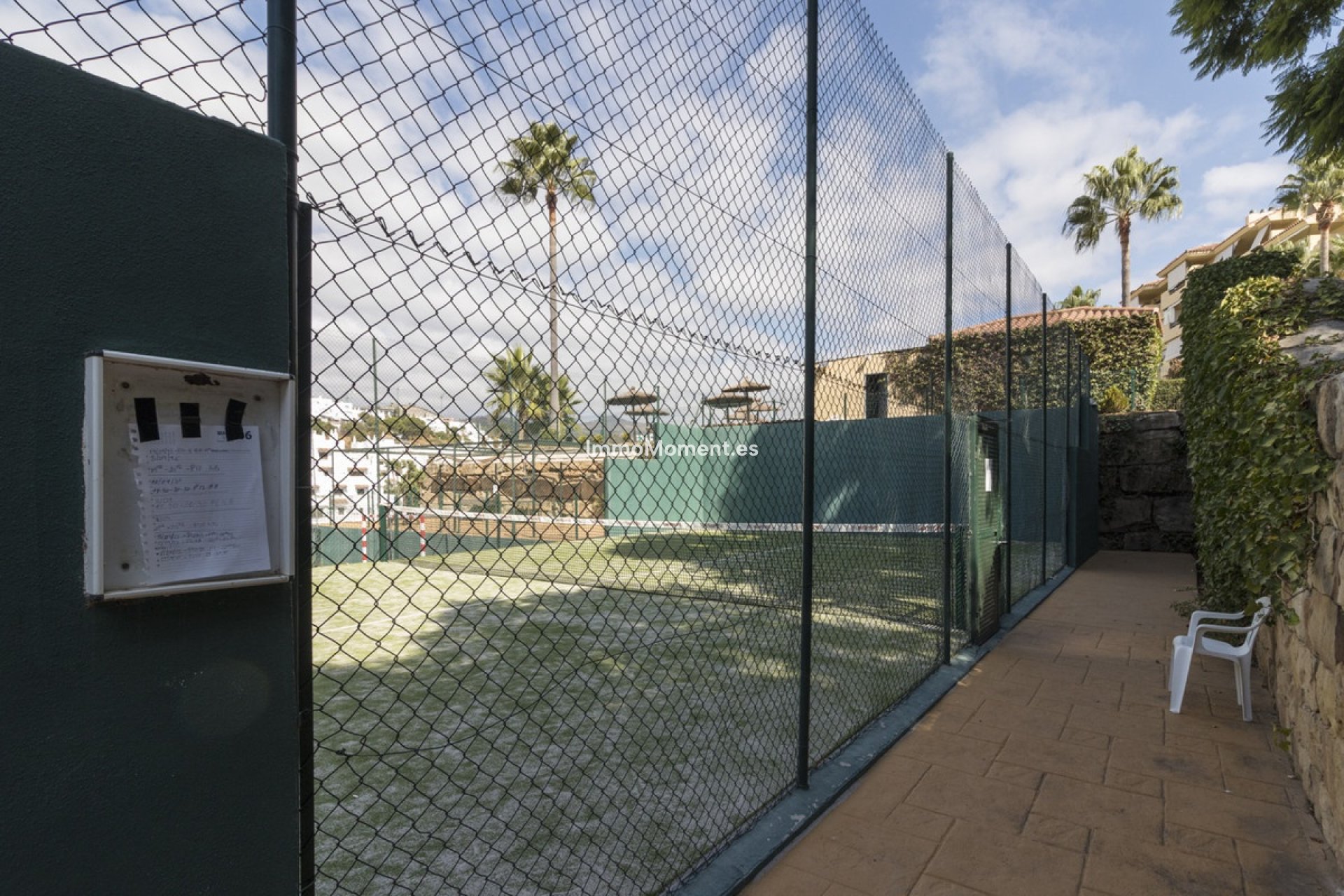 Resale - Apartment - Estepona - Selwo