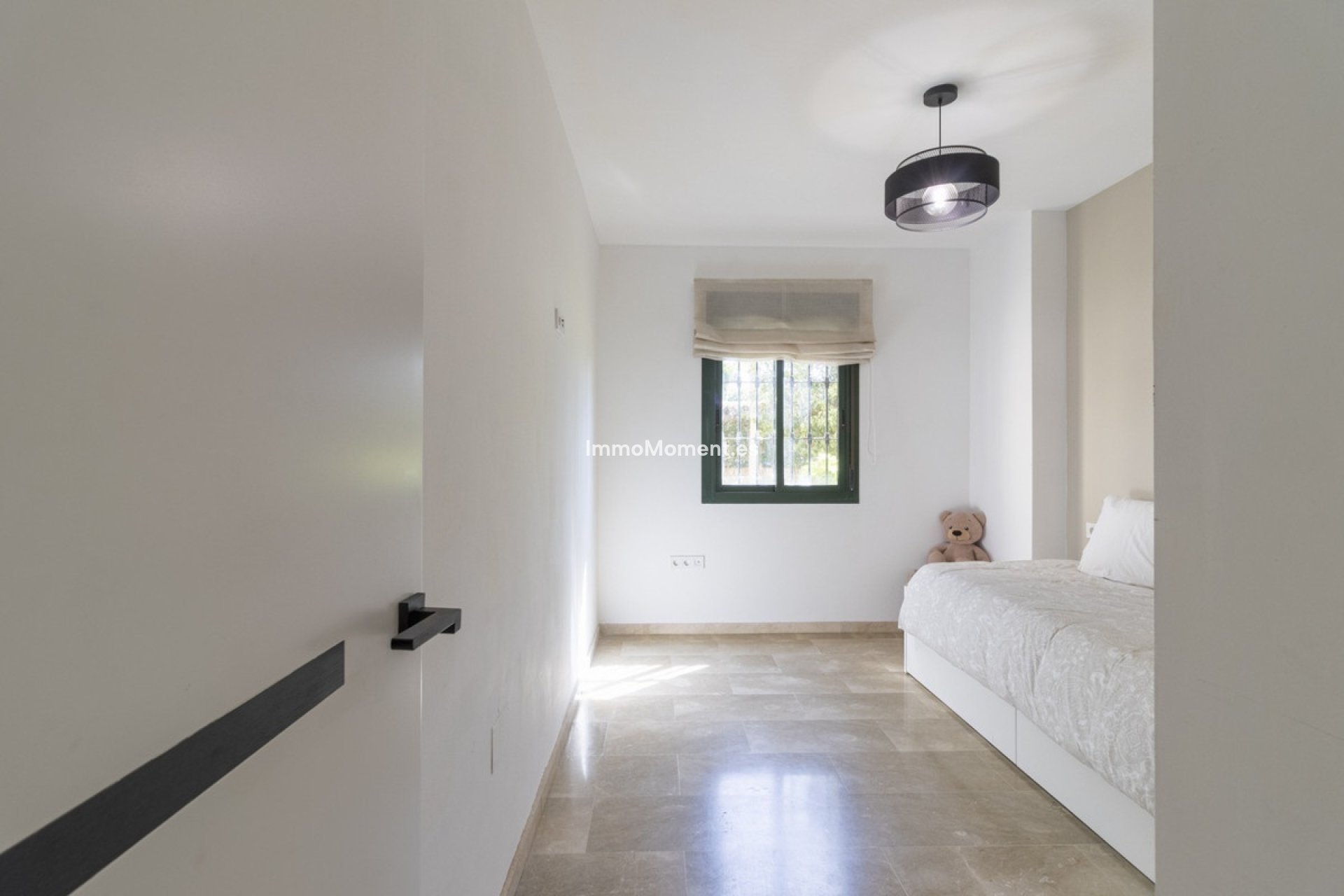 Resale - Apartment - Estepona - Selwo