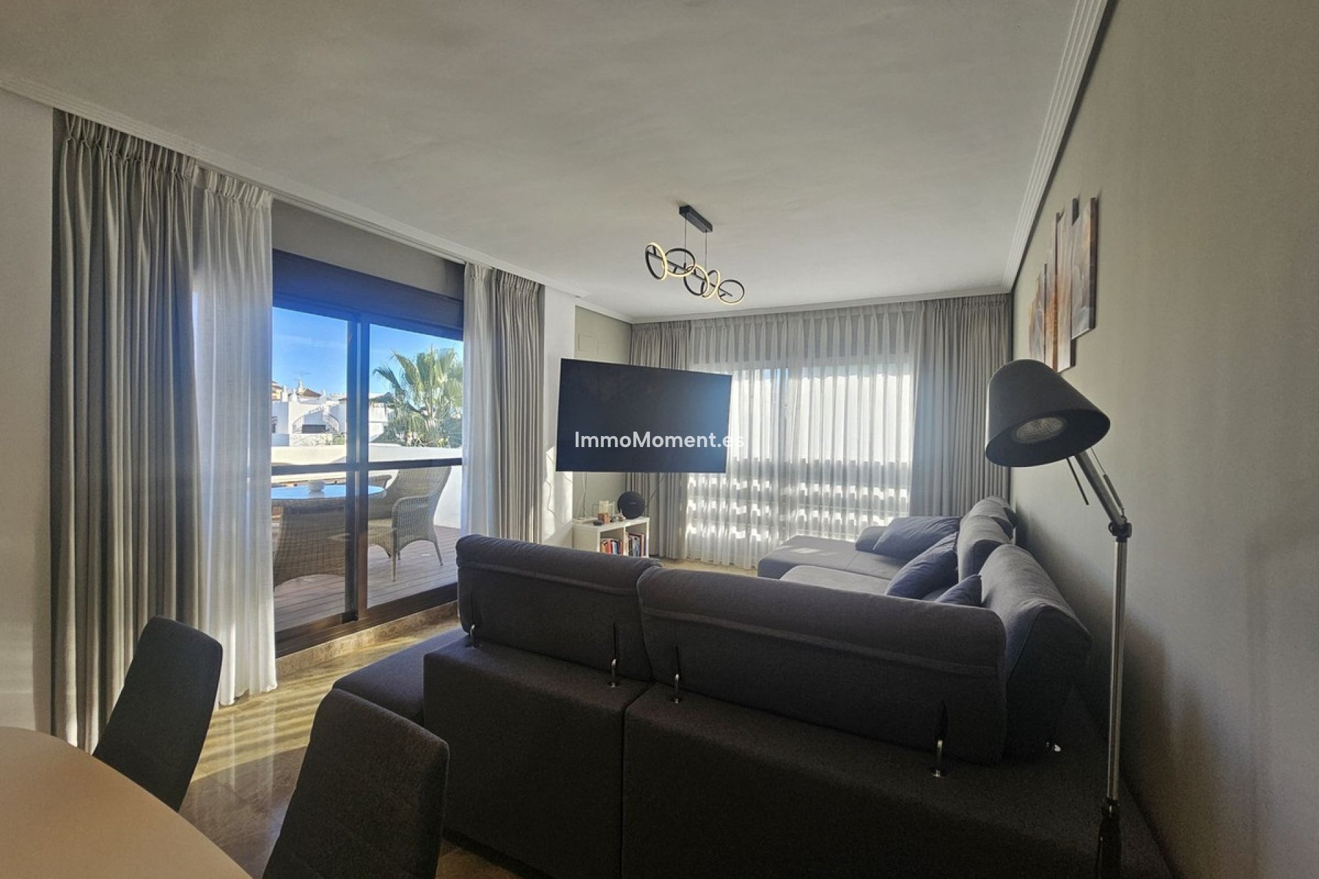 Resale - Apartment - Estepona - Selwo