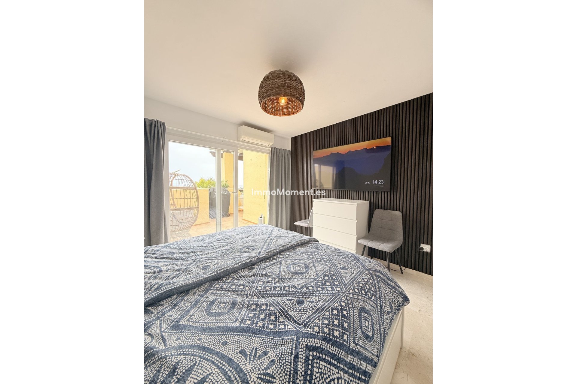 Resale - Apartment - Estepona - Selwo