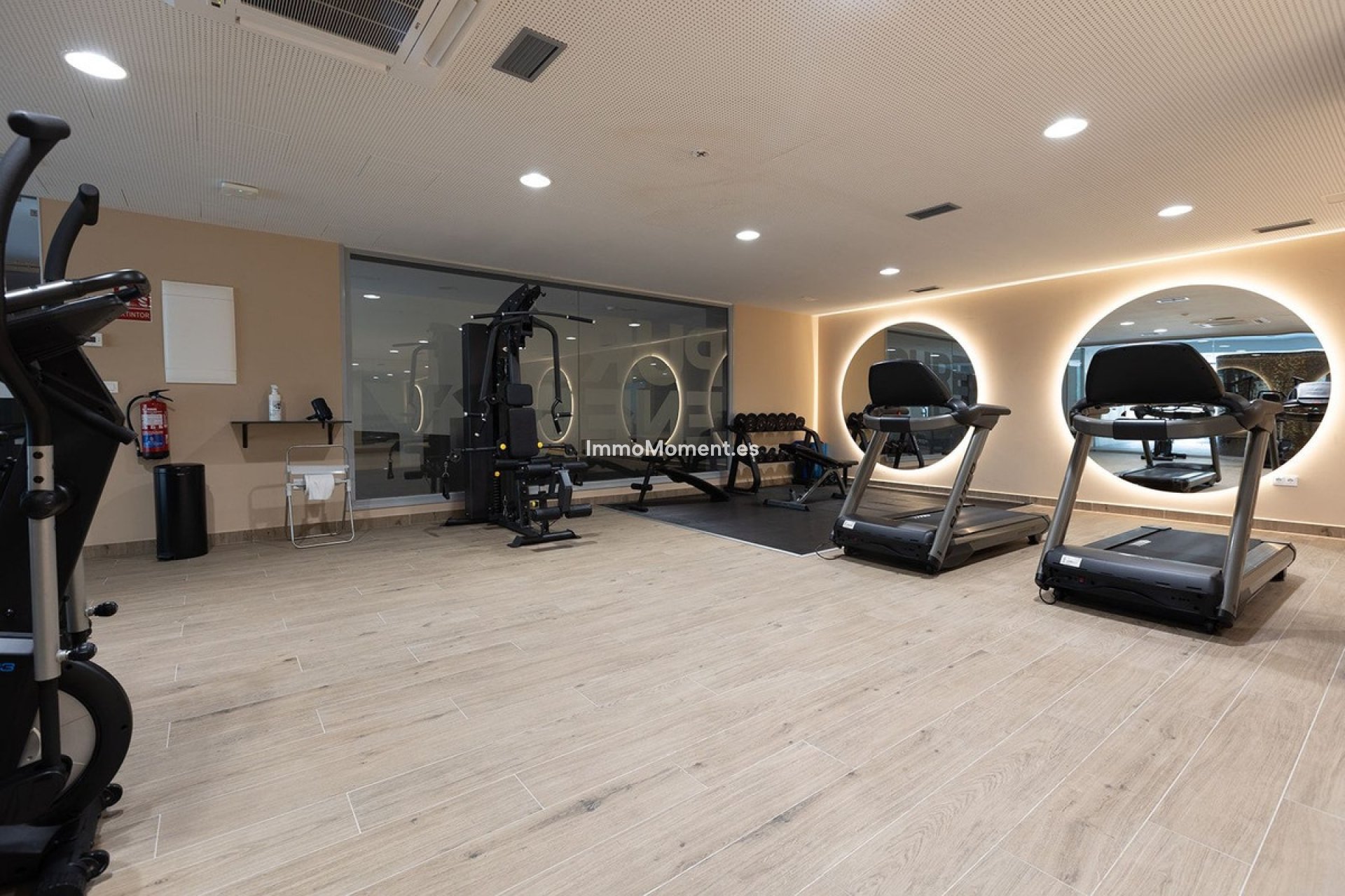 Resale - Apartment - Estepona - Selwo