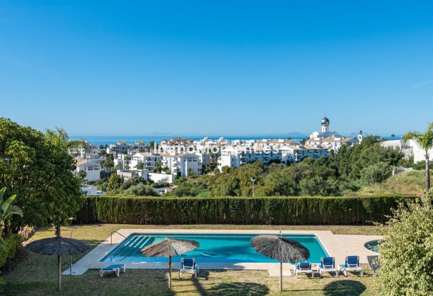 Resale - Apartment - Estepona - Selwo