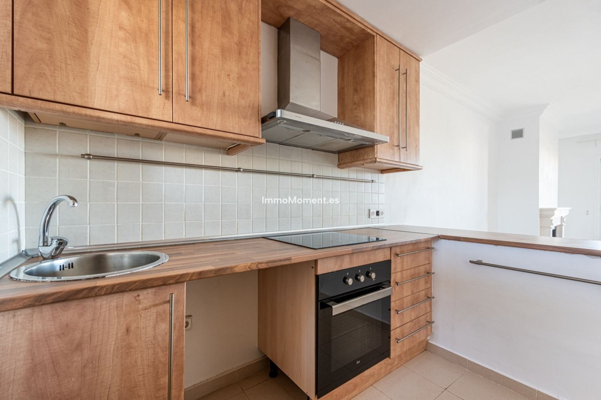 Resale - Apartment - Estepona - Selwo