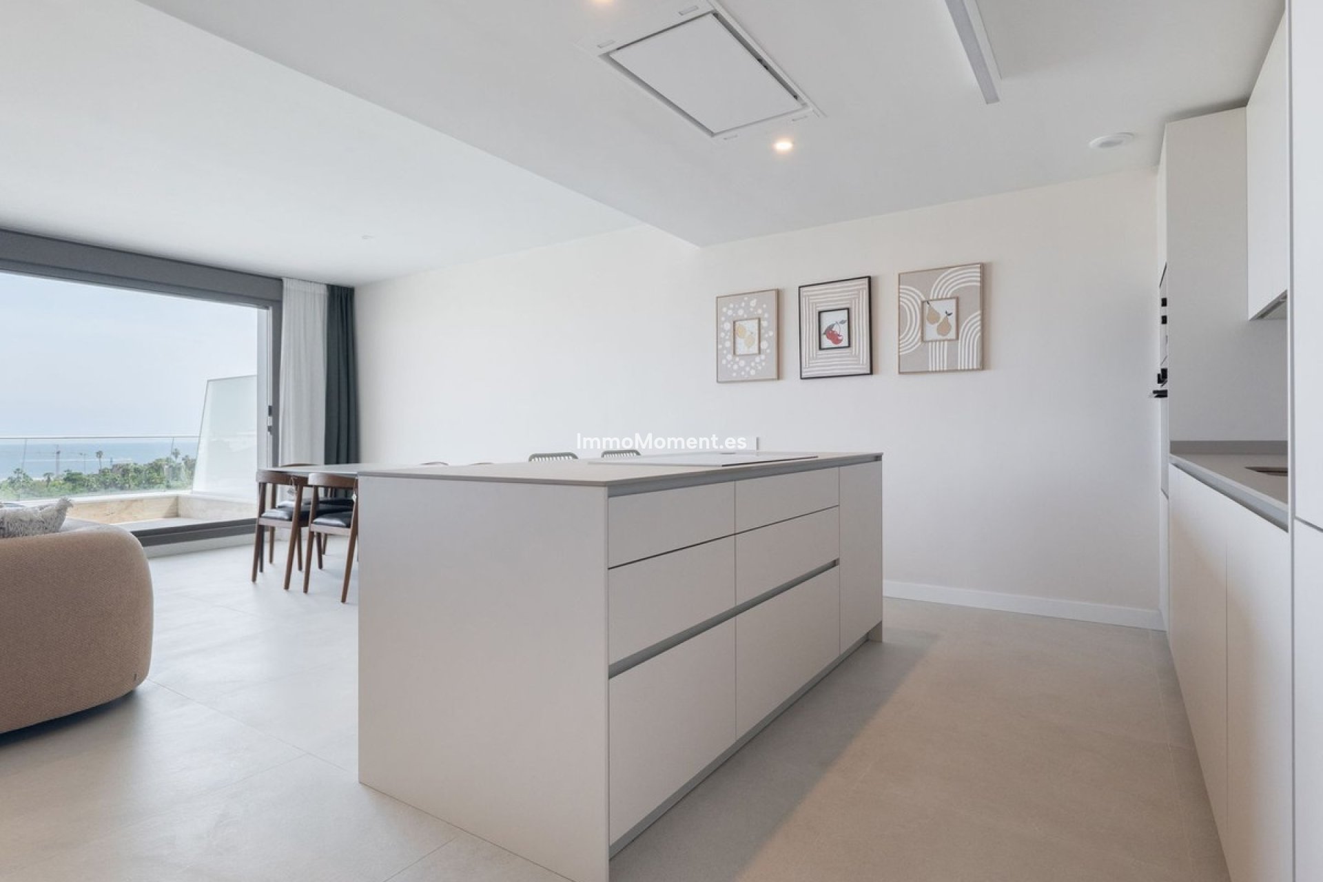 Resale - Apartment - Estepona - Selwo