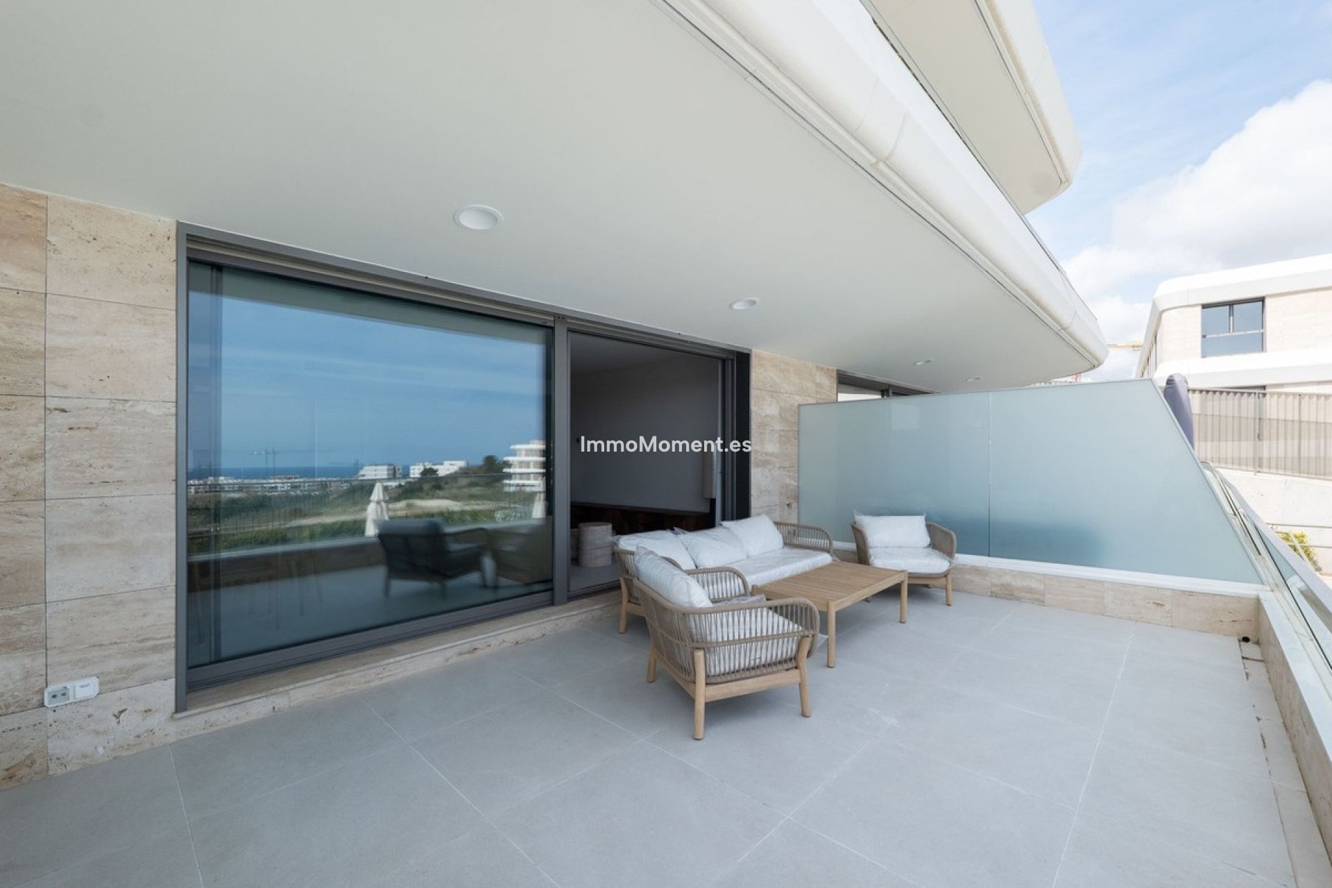 Resale - Apartment - Estepona - Selwo