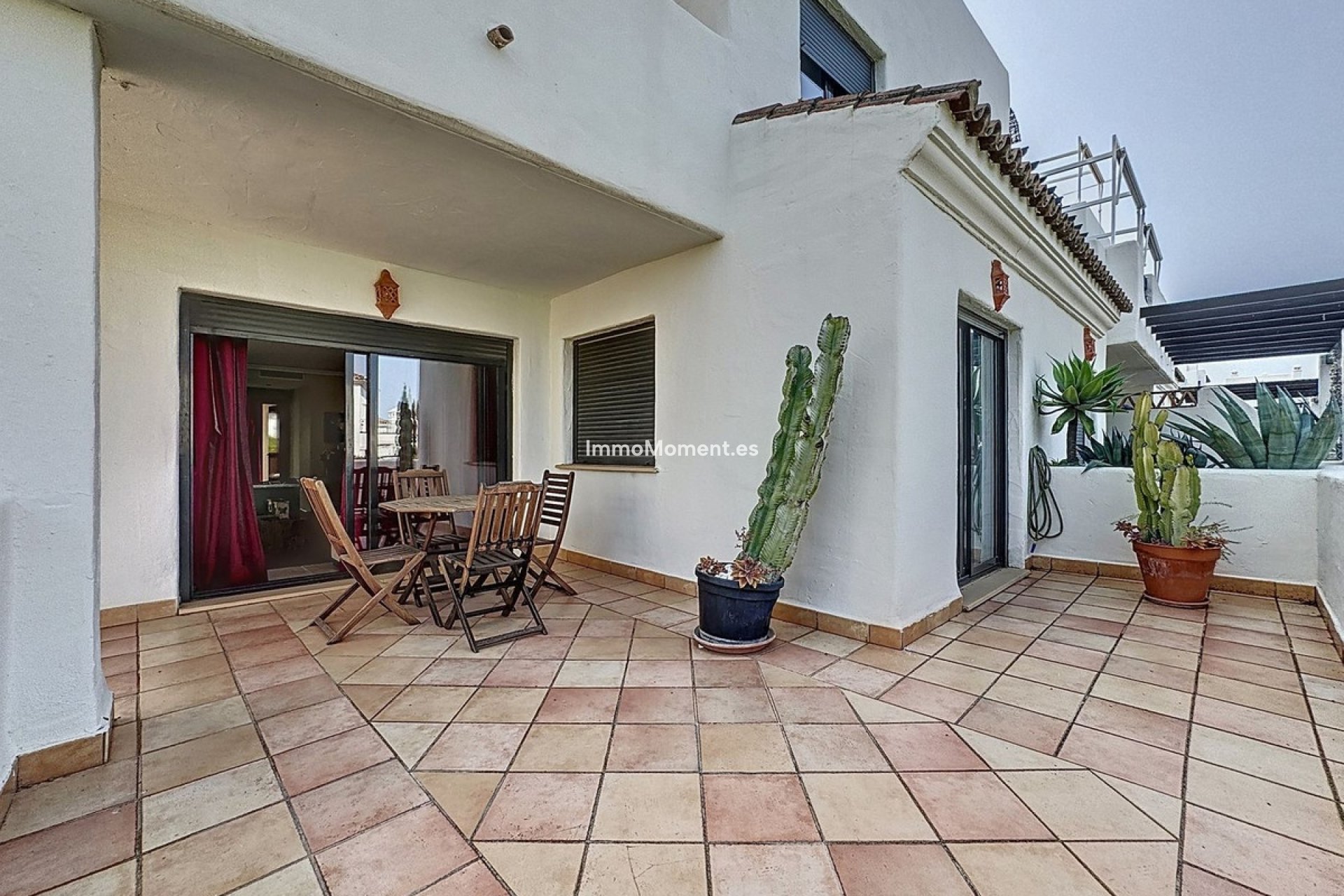 Resale - Apartment - Estepona - Selwo