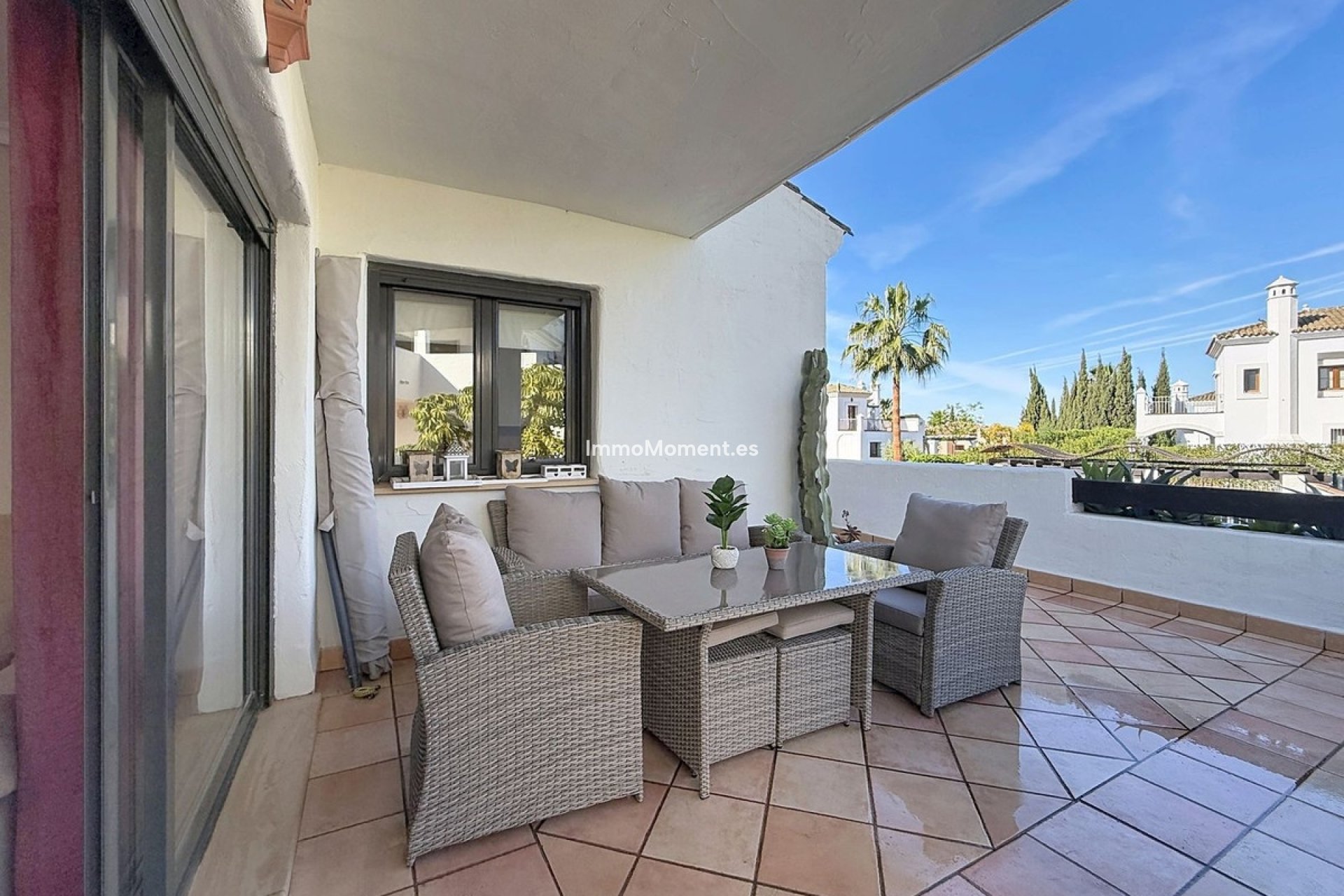 Resale - Apartment - Estepona - Selwo