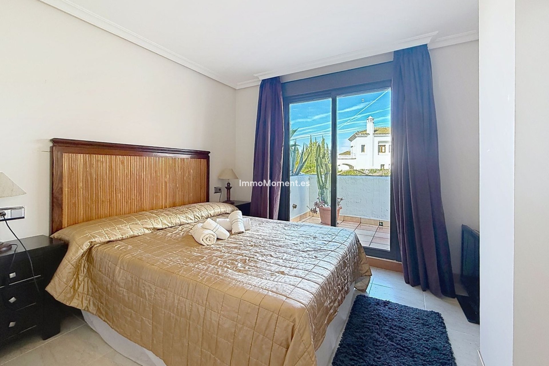 Resale - Apartment - Estepona - Selwo