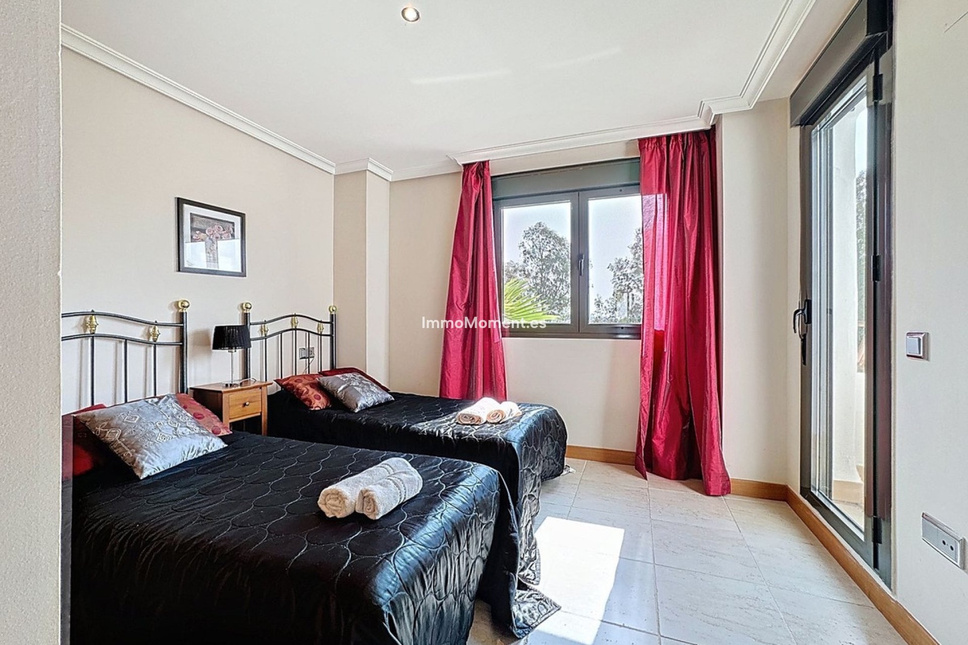 Resale - Apartment - Estepona - Selwo