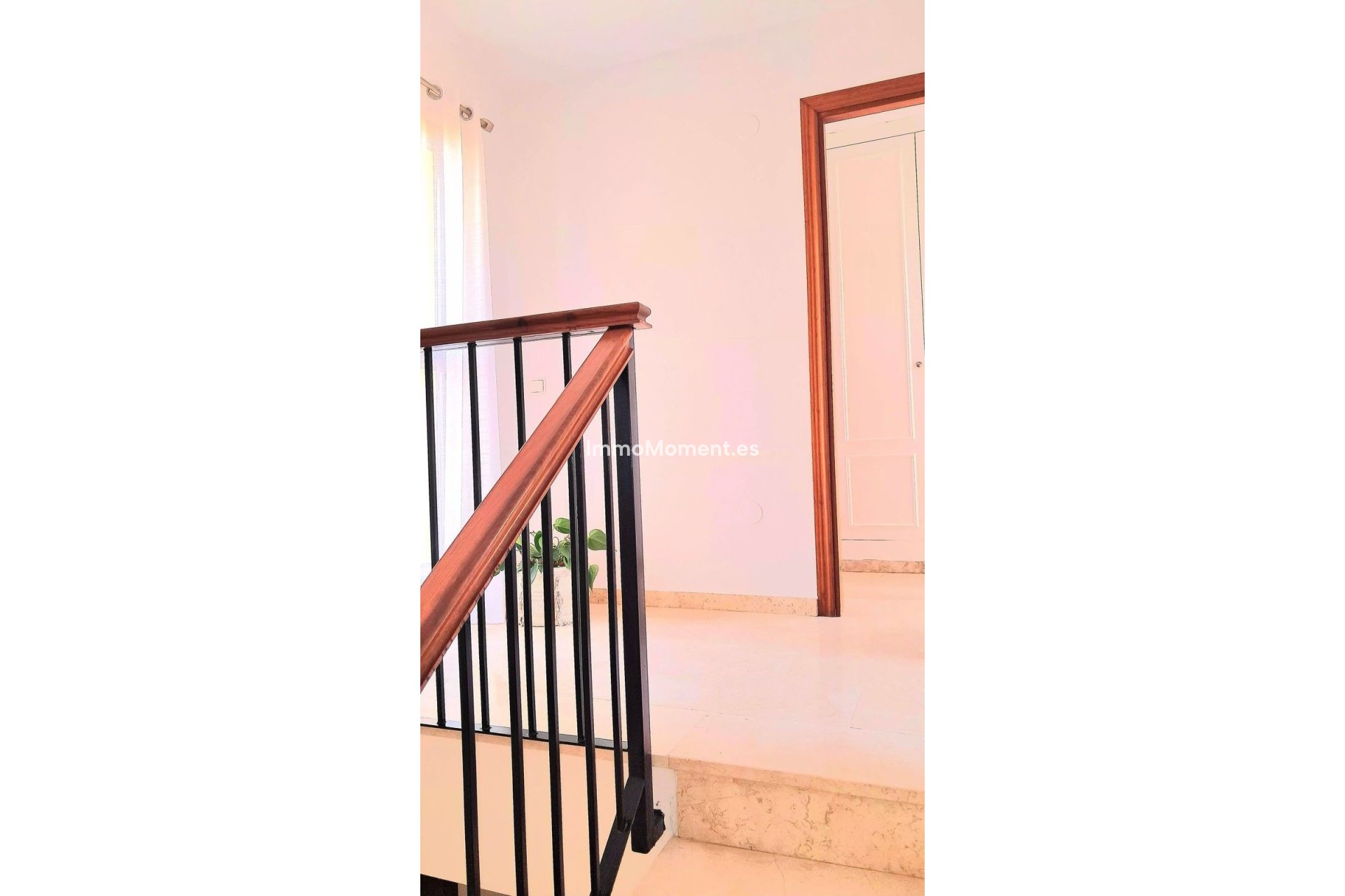 Resale - Apartment - Estepona - Selwo