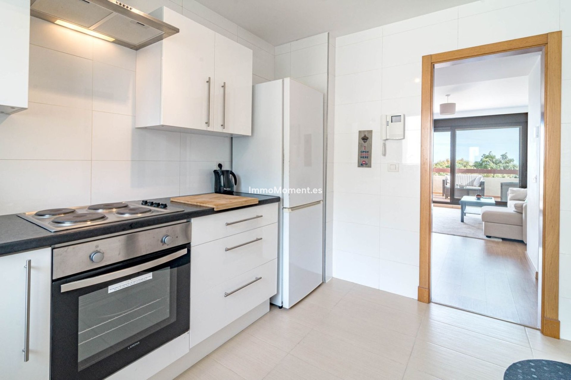 Resale - Apartment - Estepona - Selwo