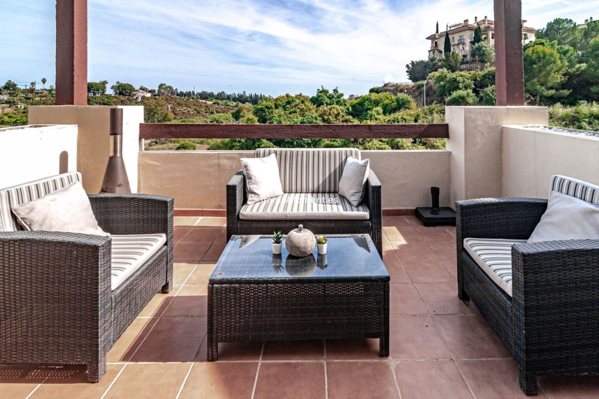 Resale - Apartment - Estepona - Selwo