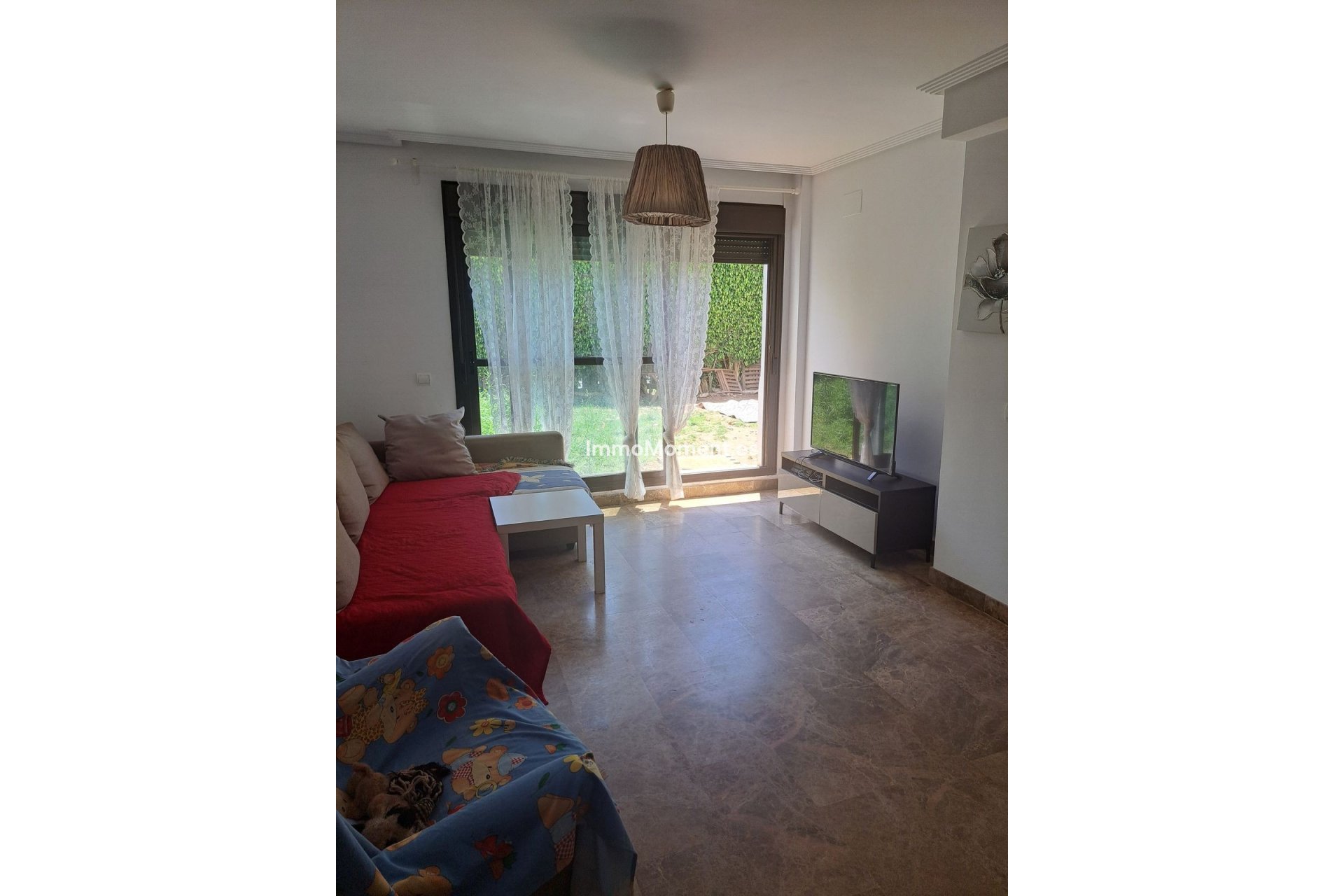 Resale - Apartment - Estepona - Selwo