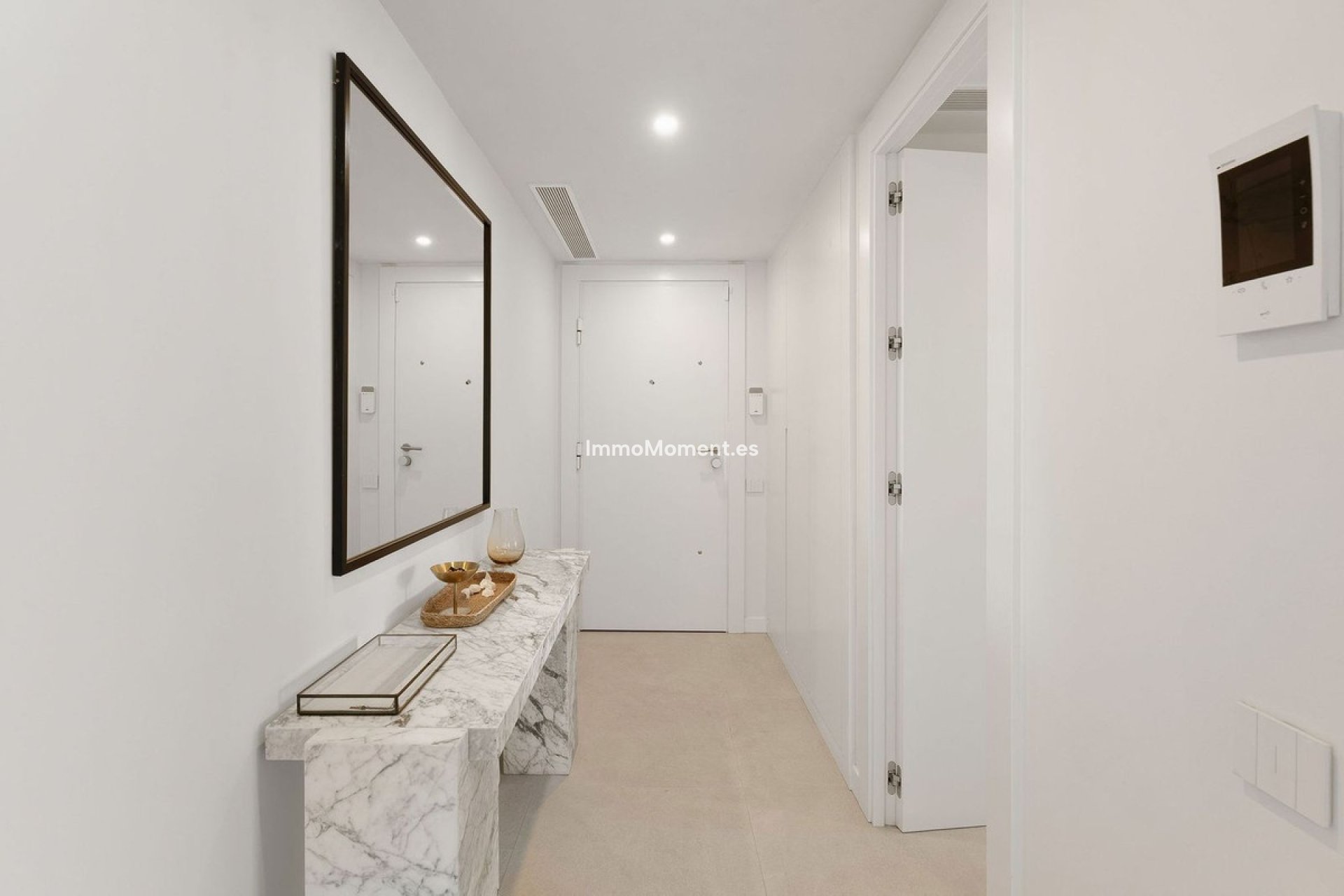 Resale - Apartment - Estepona - Selwo