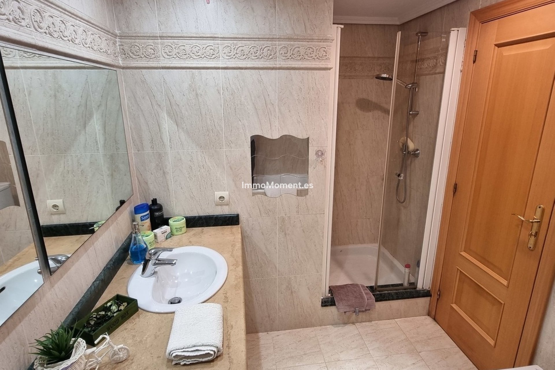 Resale - Apartment - Estepona - Selwo