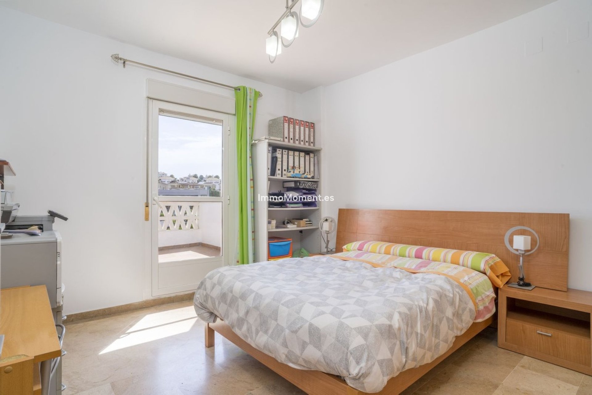 Resale - Apartment - Estepona - Selwo