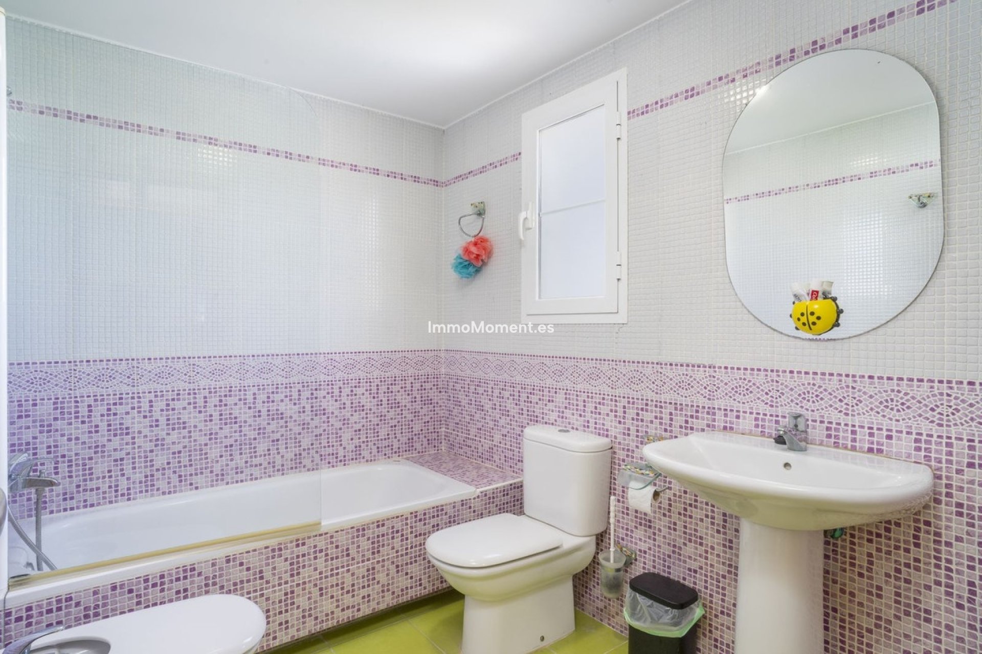 Resale - Apartment - Estepona - Selwo