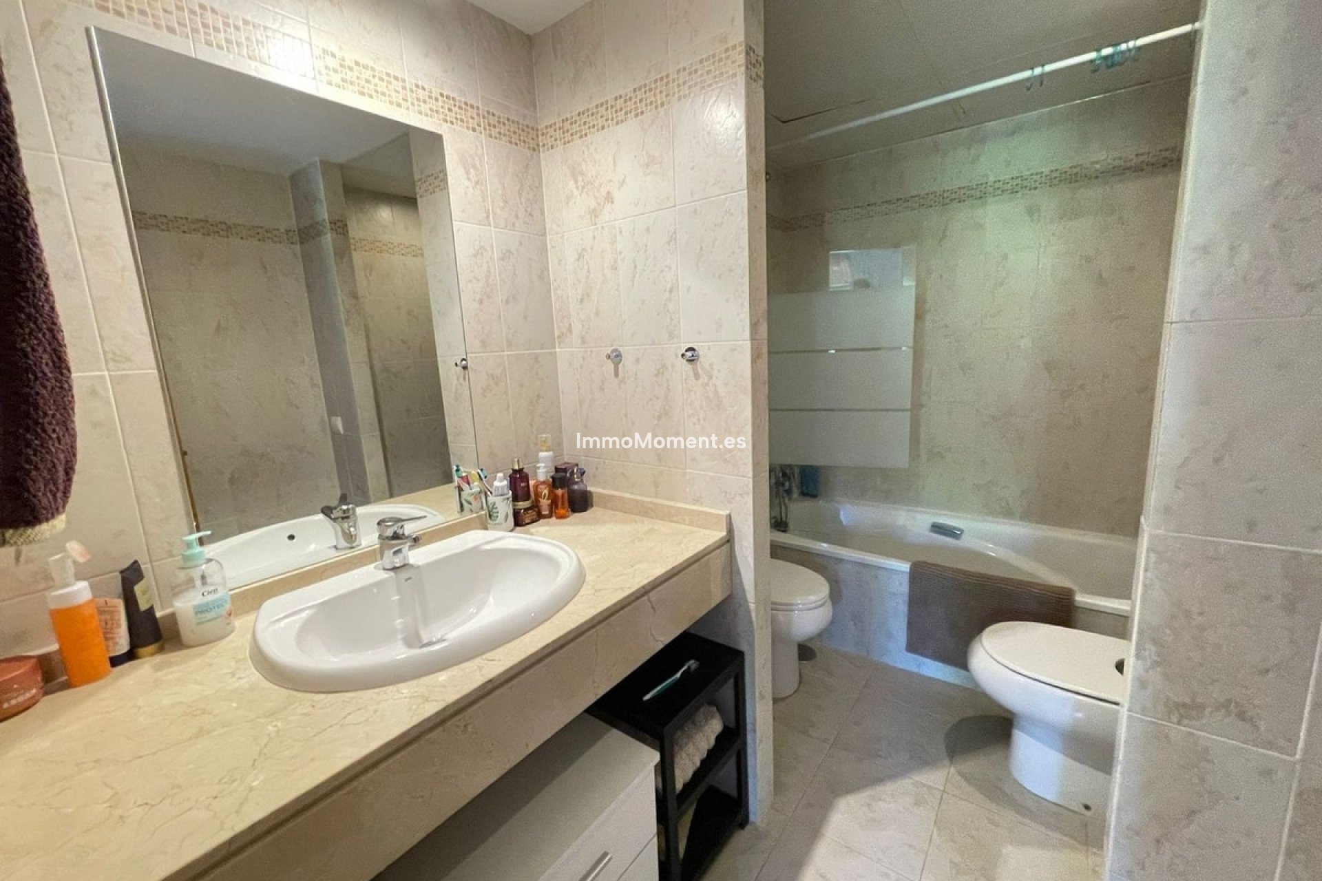 Resale - Apartment - Estepona - Selwo