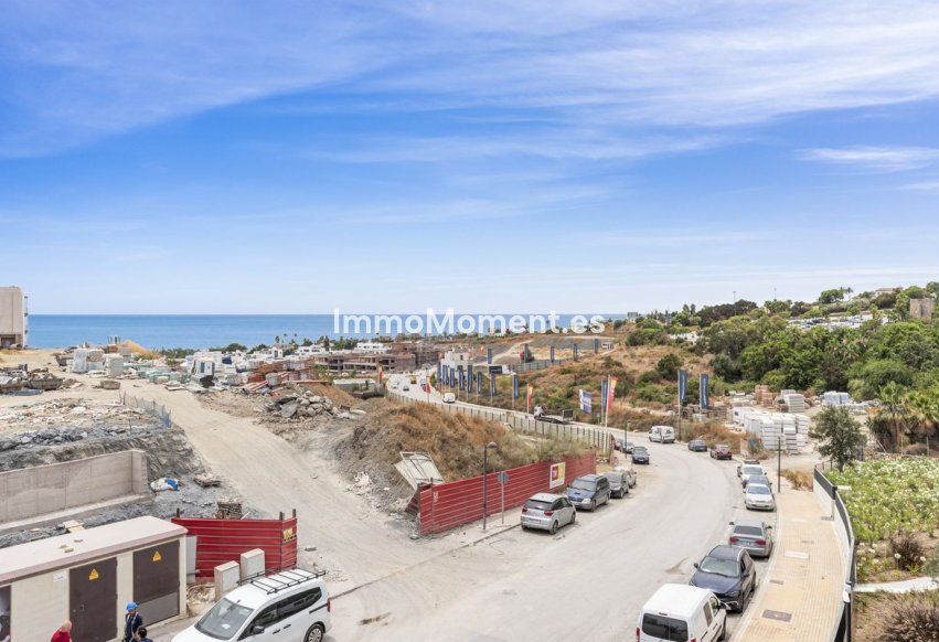 Resale - Apartment - Estepona - Selwo