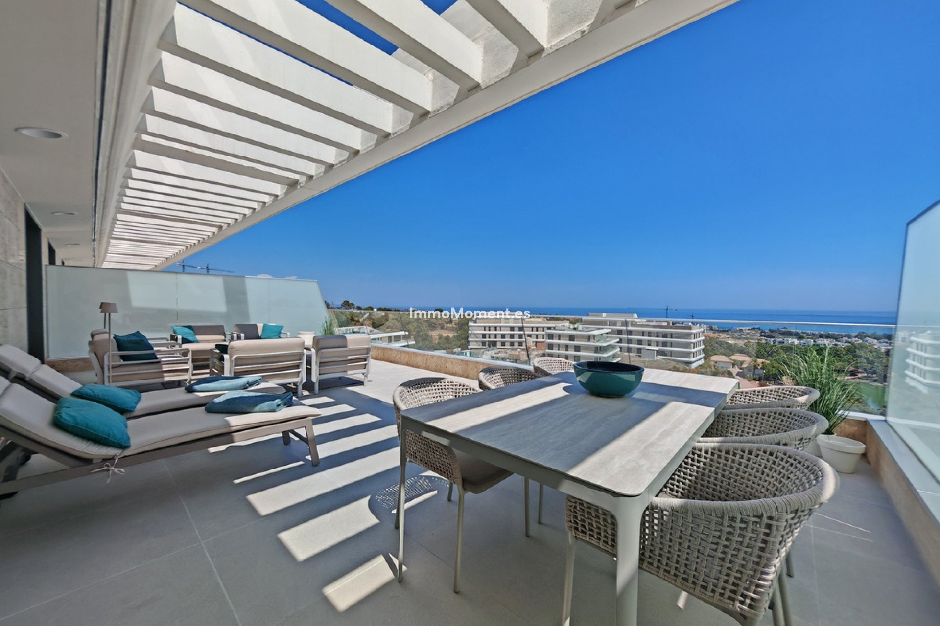 Resale - Apartment - Estepona - Selwo