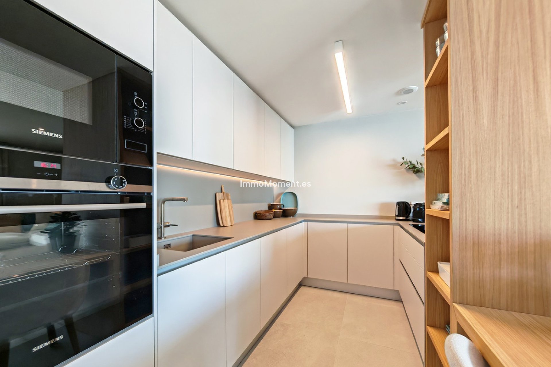 Resale - Apartment - Estepona - Selwo
