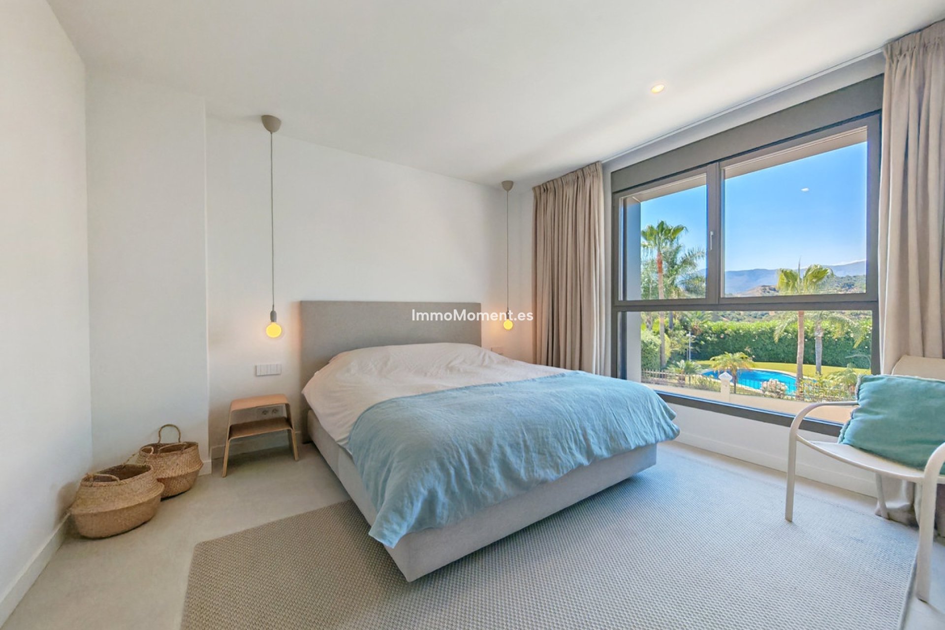 Resale - Apartment - Estepona - Selwo