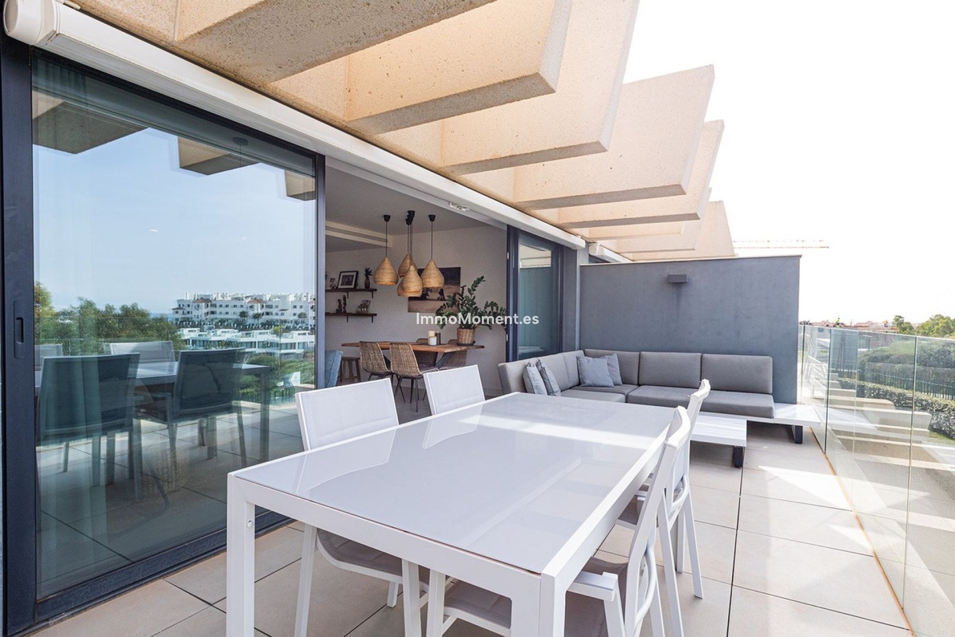 Resale - Apartment - Estepona - Selwo
